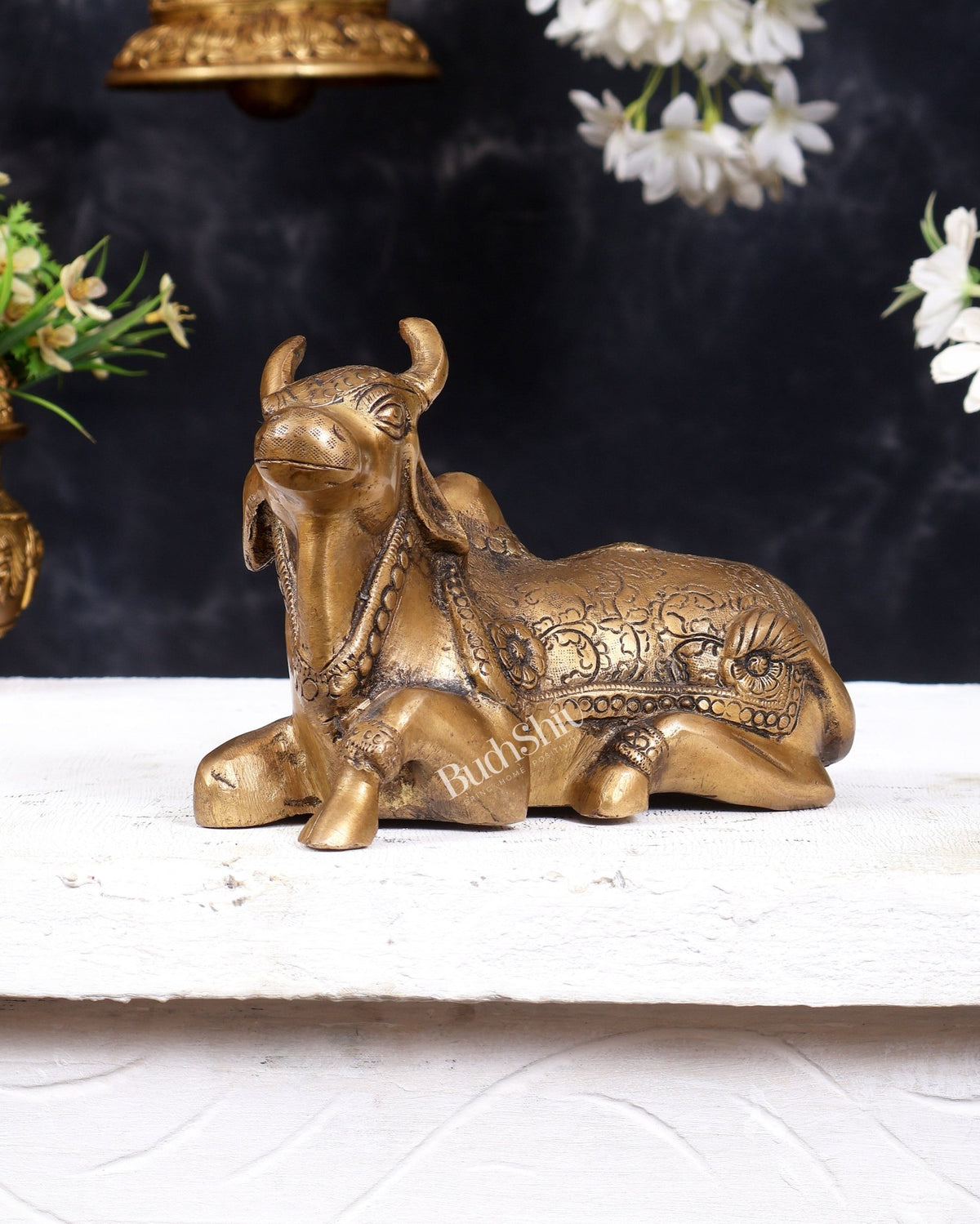 Pure Brass Nandi Idol in Antique Finish – 13 cm (6.7") - Budhshiv.com