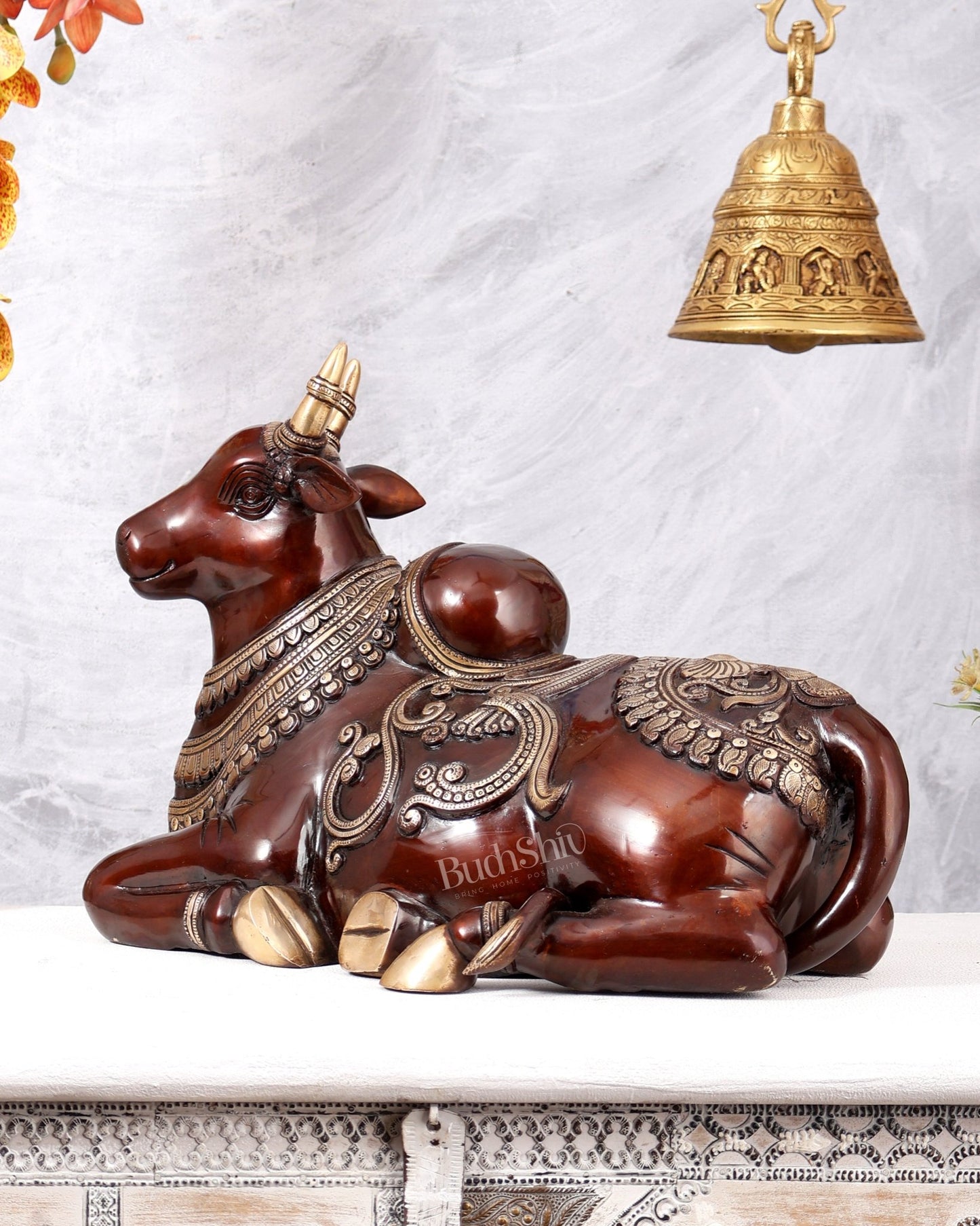 Pure Brass Nandi Statue | 18" Intricate Carvings Dual tone - Budhshiv.com