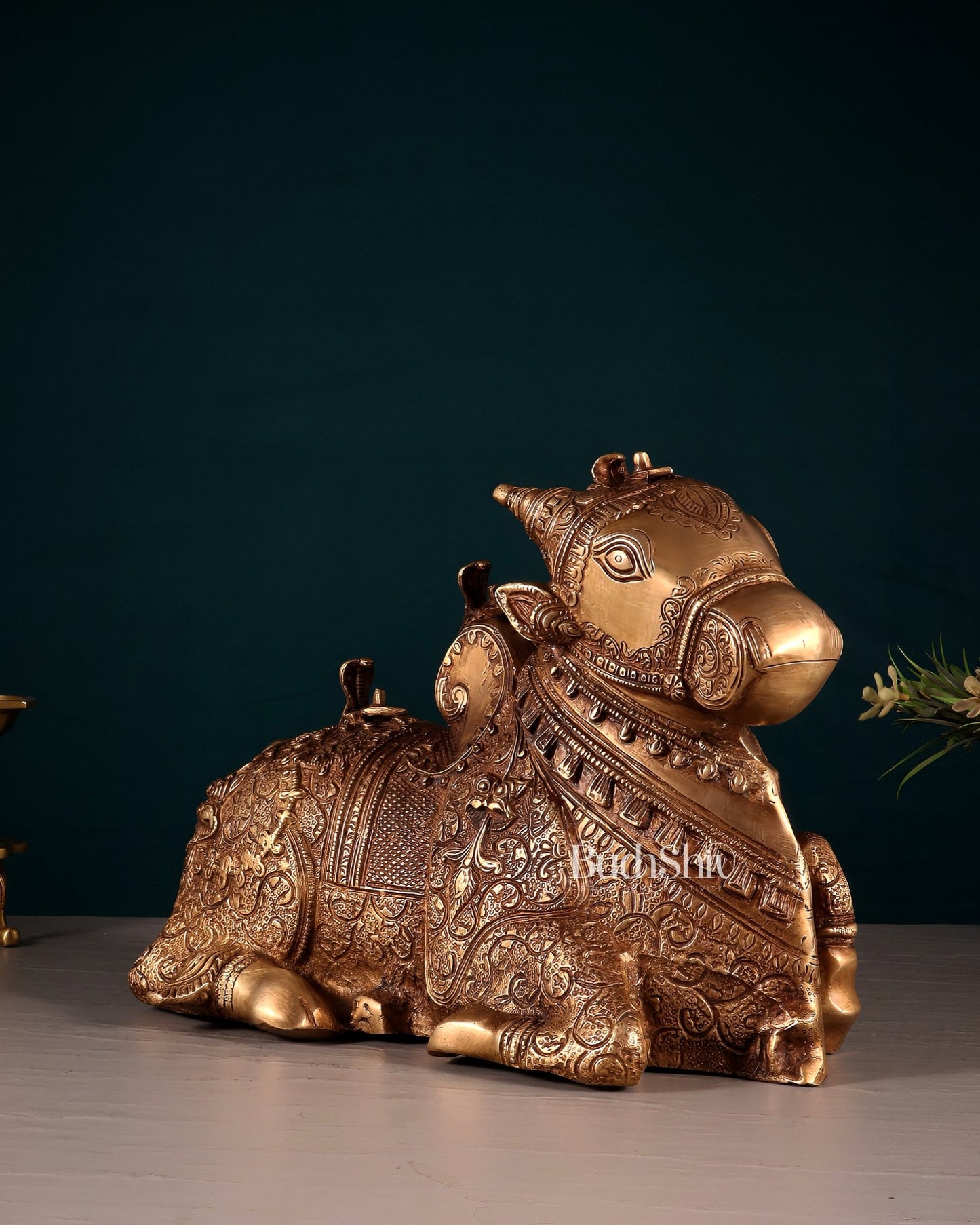 Pure Brass Nandi Statue – Intricately Carved - Budhshiv.com