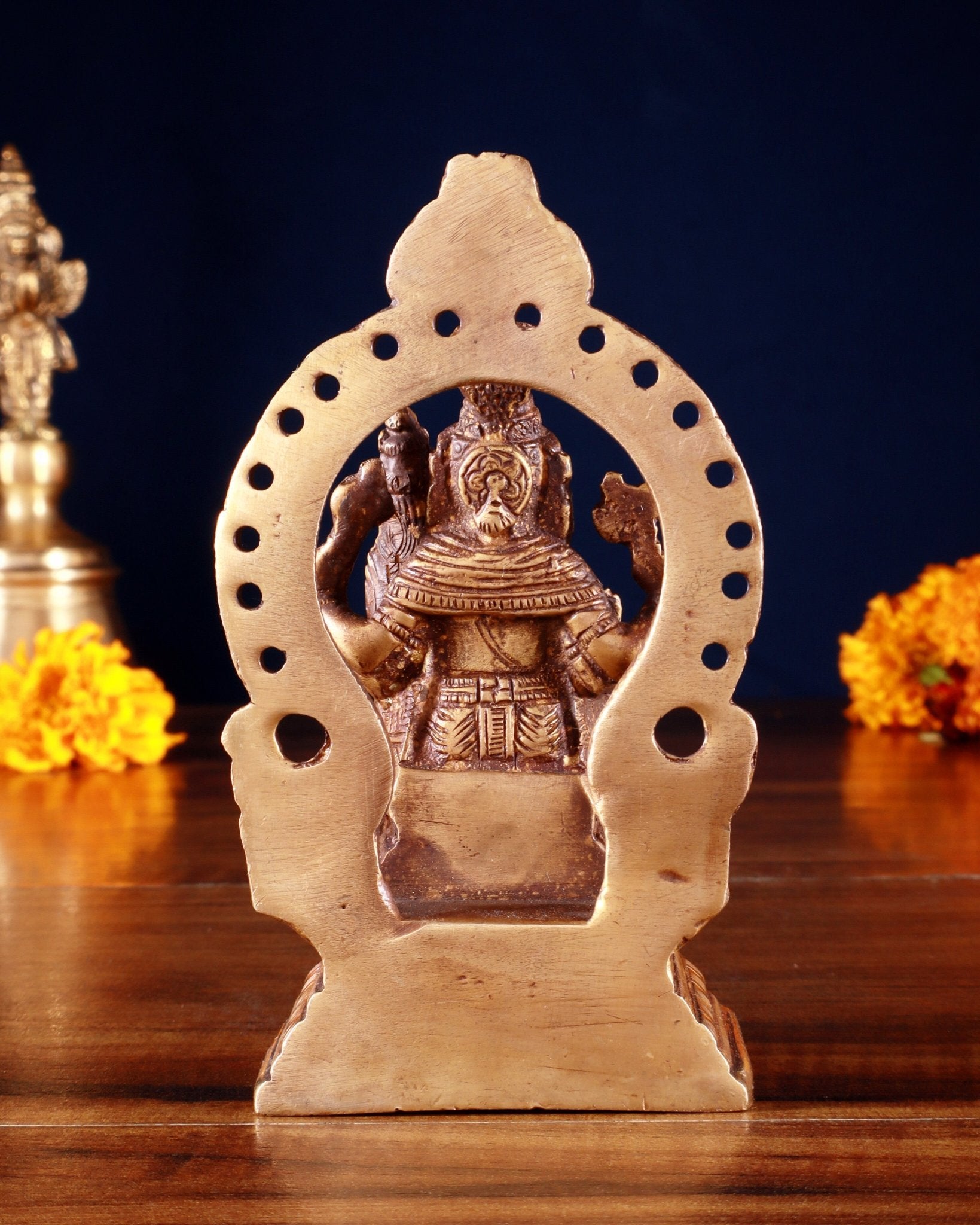 Pure Brass Narasimha Lakshmi with Back Frame Idol | Height: 4.5 inch - Budhshiv.com
