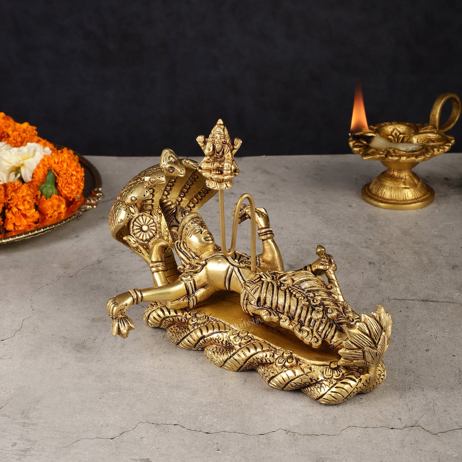 Pure Brass Padmanabha Swamy Idol 8" - Budhshiv.com