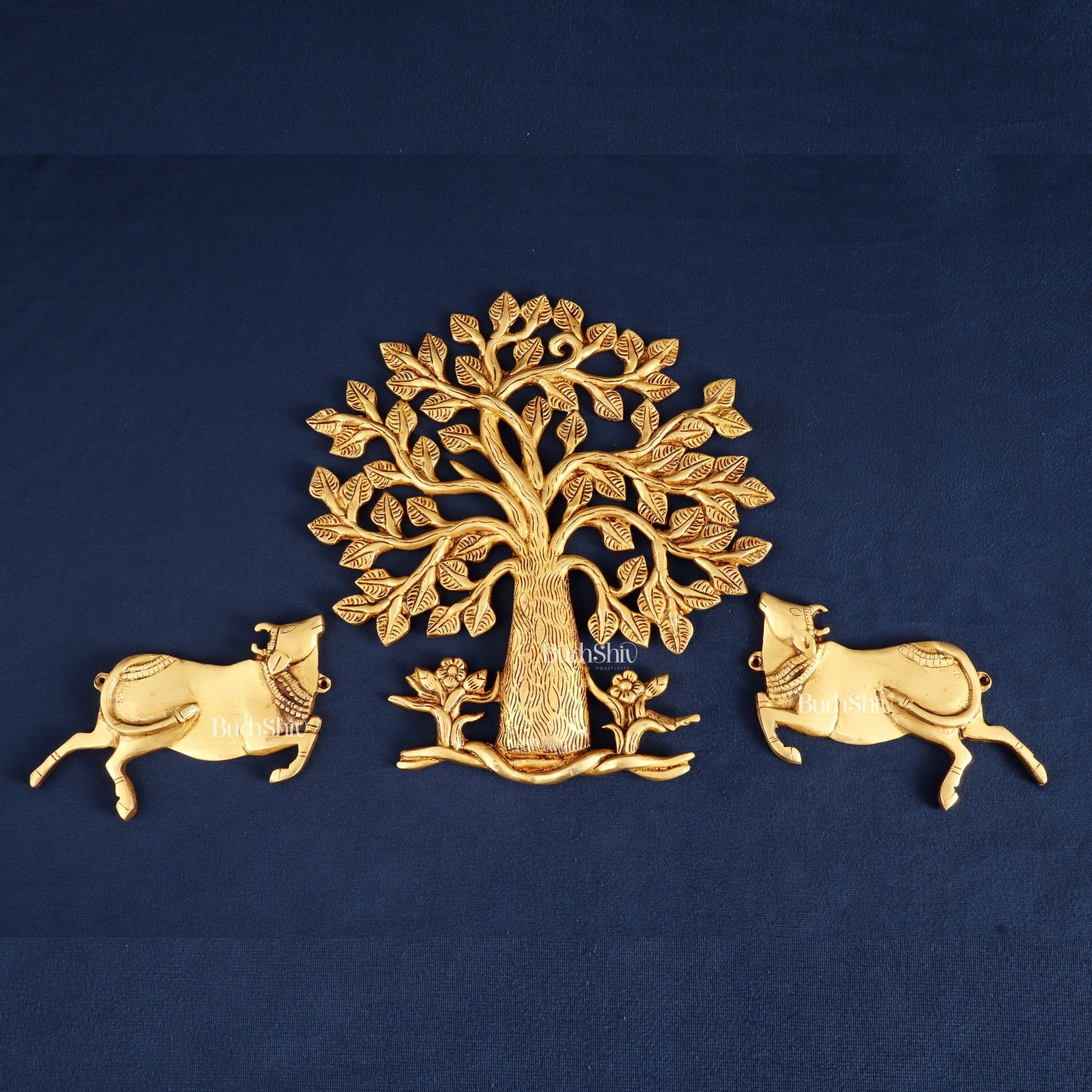 Pure Brass Pair of Cows with Kalpavriksha Wall Hanging – Vastu Approved - Budhshiv.com