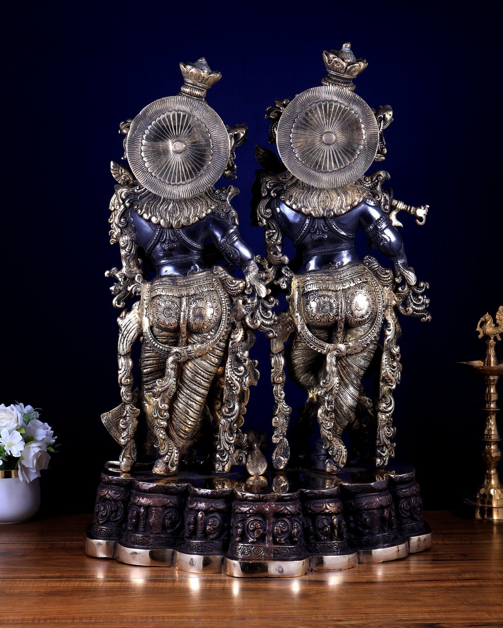 Pure Brass Radha Krishna Sculpture | 29" Black Edition, 40 kg - Budhshiv.com