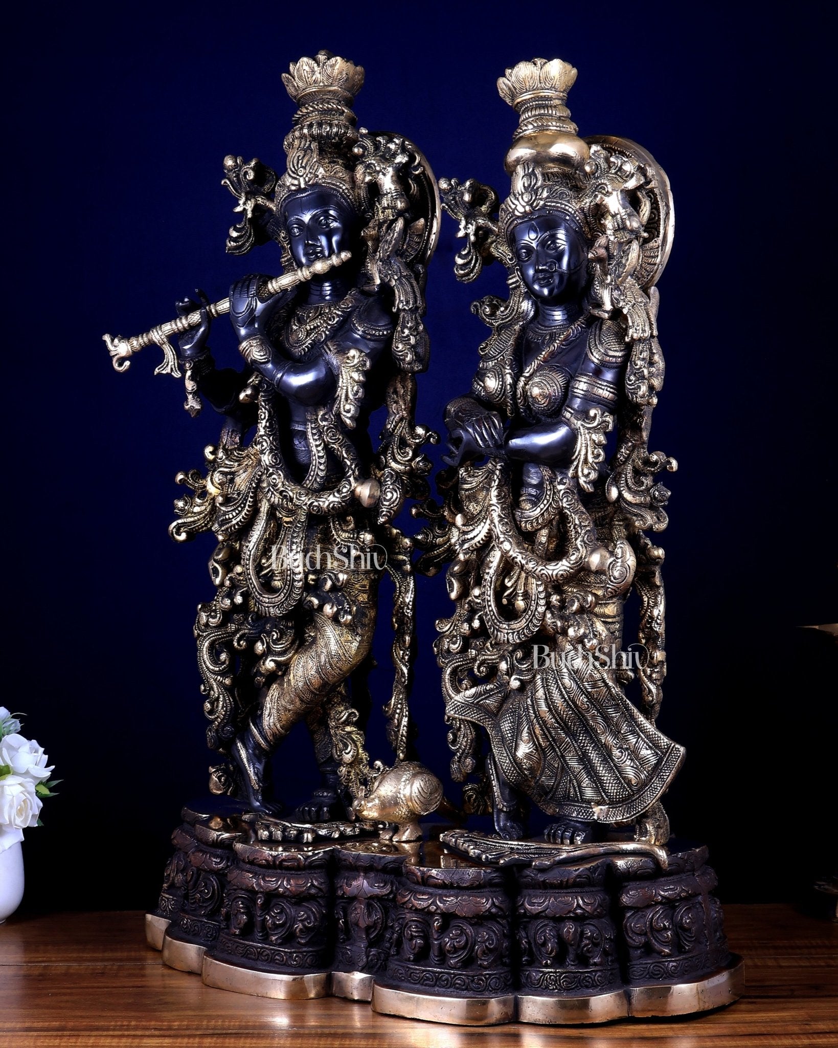 Pure Brass Radha Krishna Sculpture | 29" Black Edition, 40 kg - Budhshiv.com