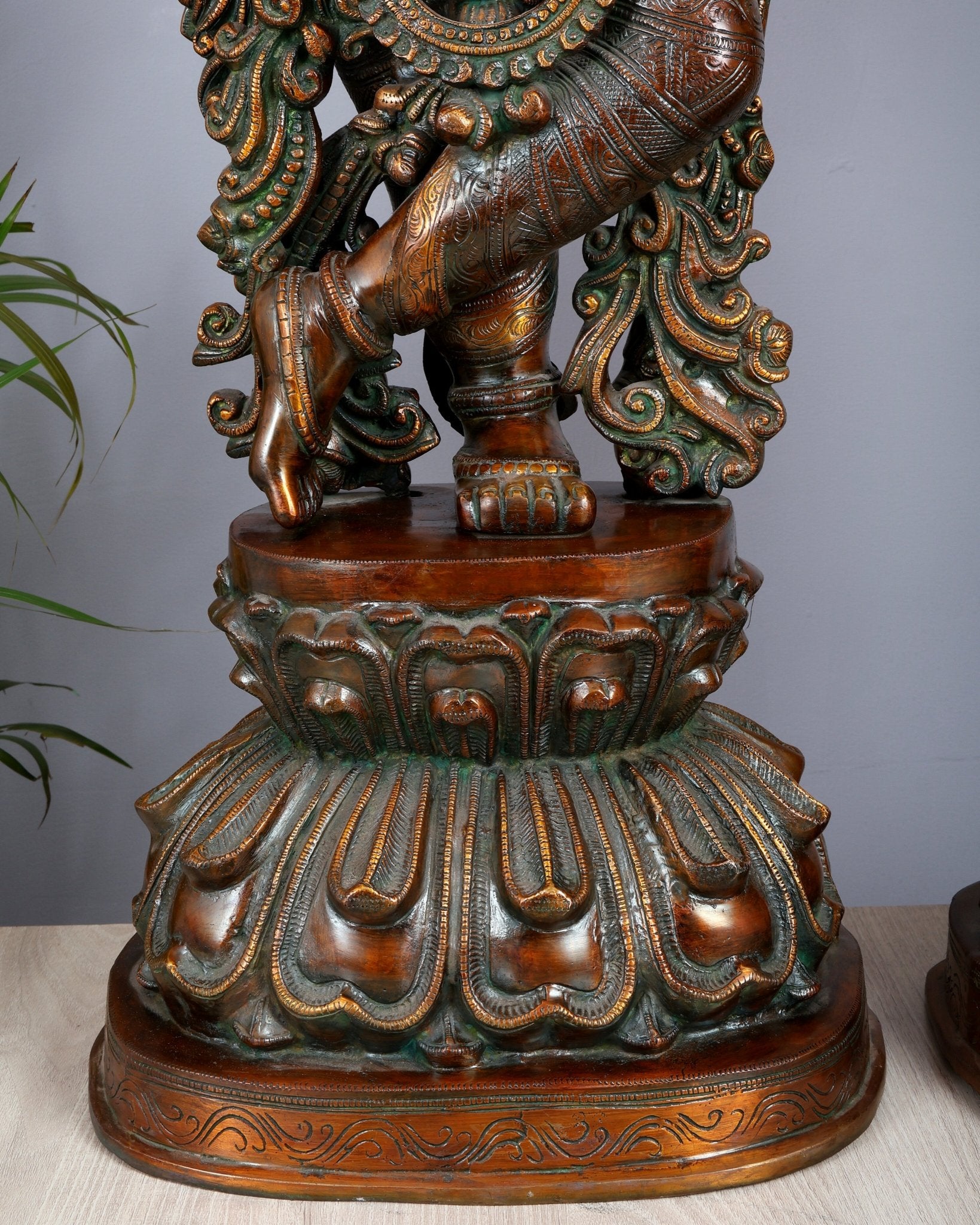 Pure Brass Radha Krishna Sculptures – Chola Style (Large Pair) 36" - Budhshiv.com