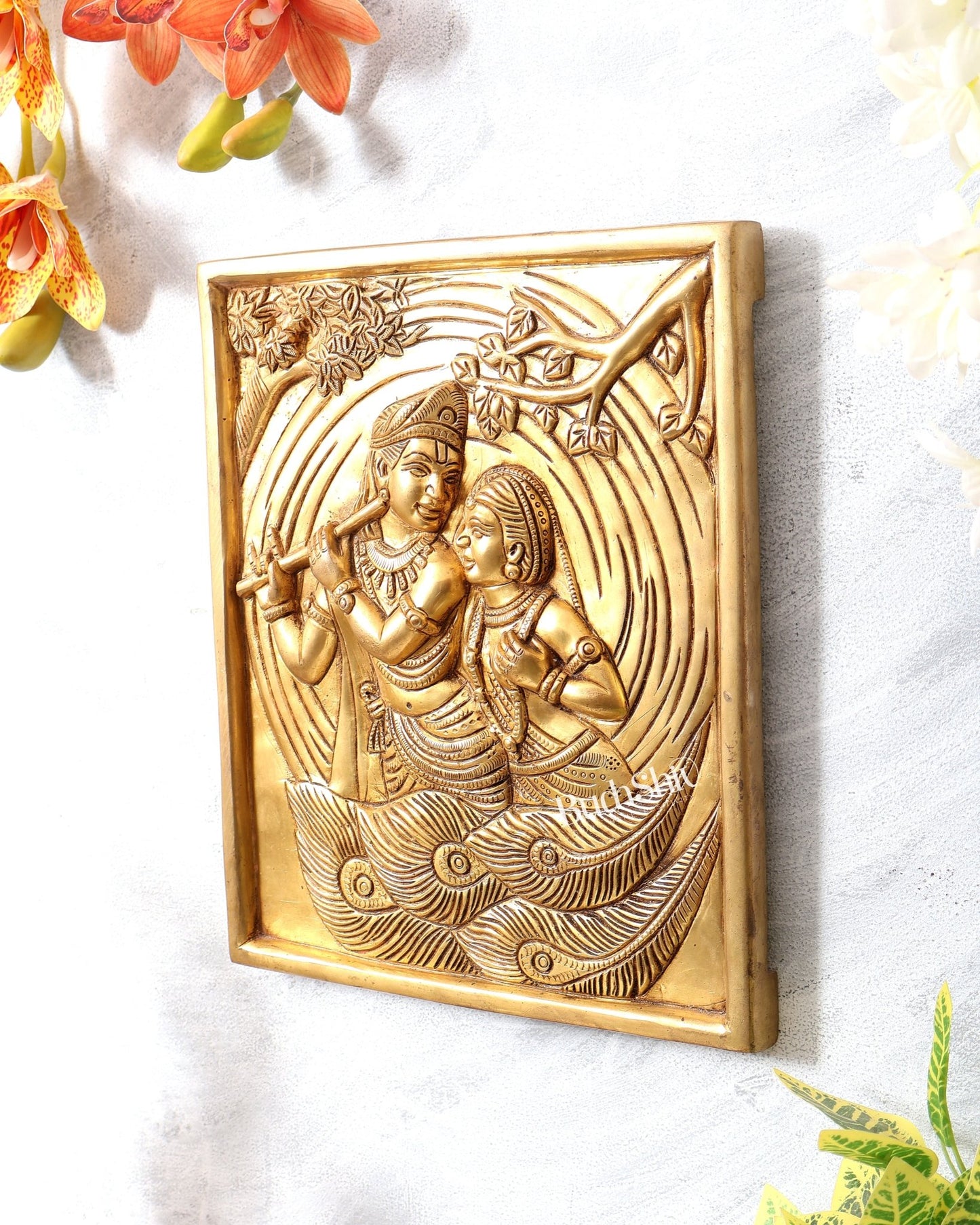 Pure Brass Radha Krishna with Kalpavriksha & Peacock Motifs – 3D Wall Hanging 11 inch - Budhshiv.com