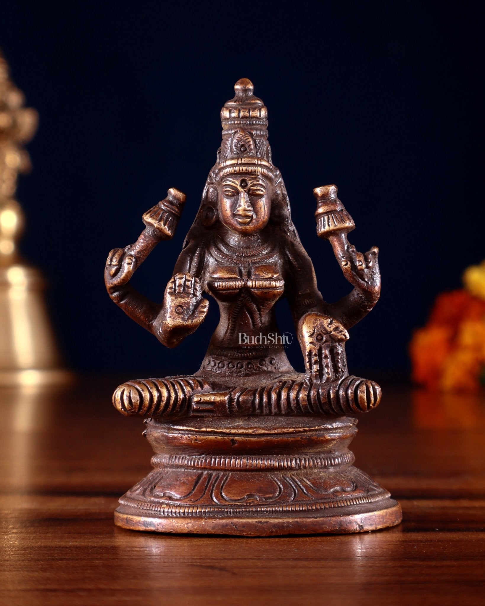 Pure Brass Small Goddess Lakshmi Idol | 3.5 Inch Dark antique - Budhshiv.com