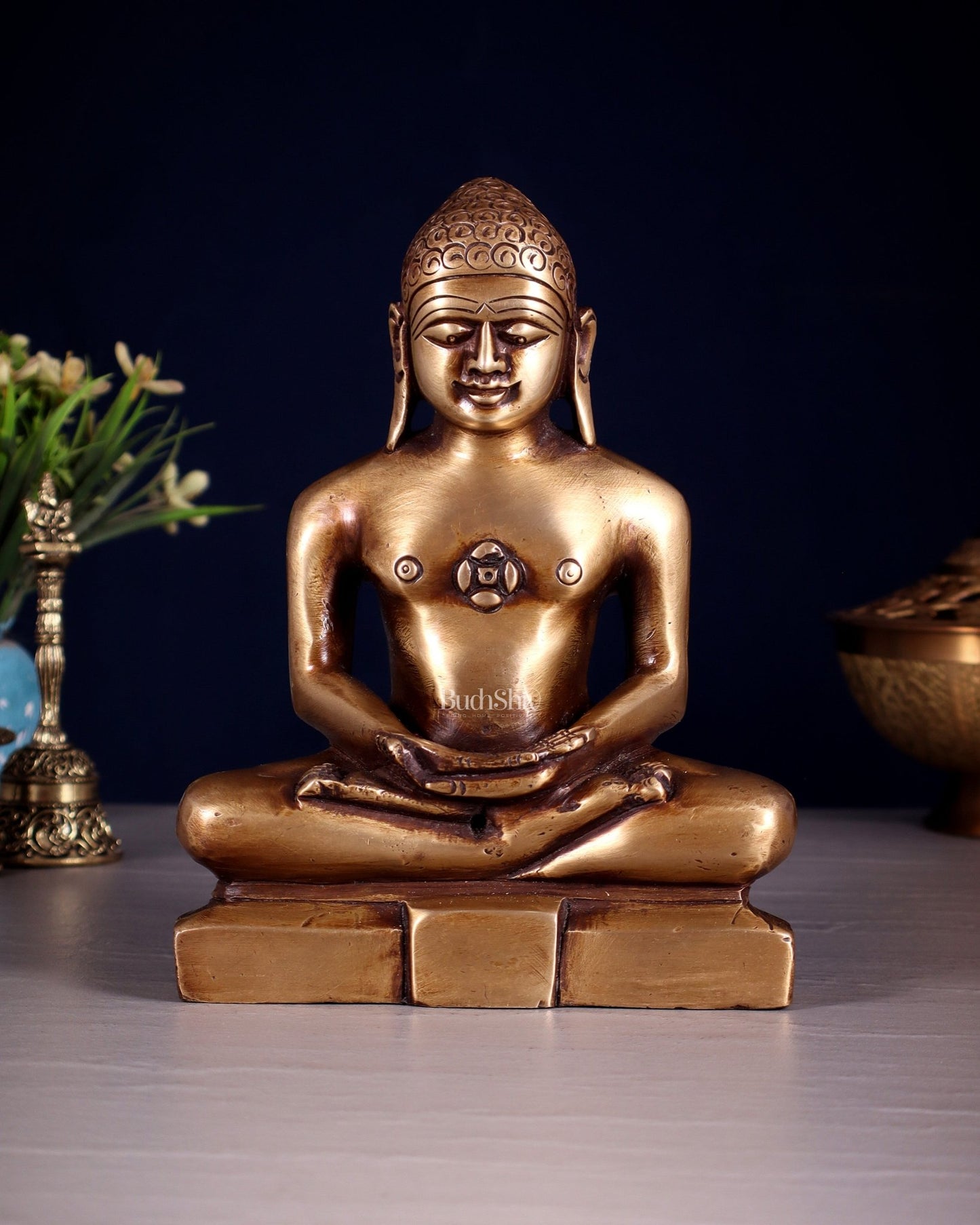 Pure Brass Solid Mahavir Swamy Jain God Idol 7" - Budhshiv.com