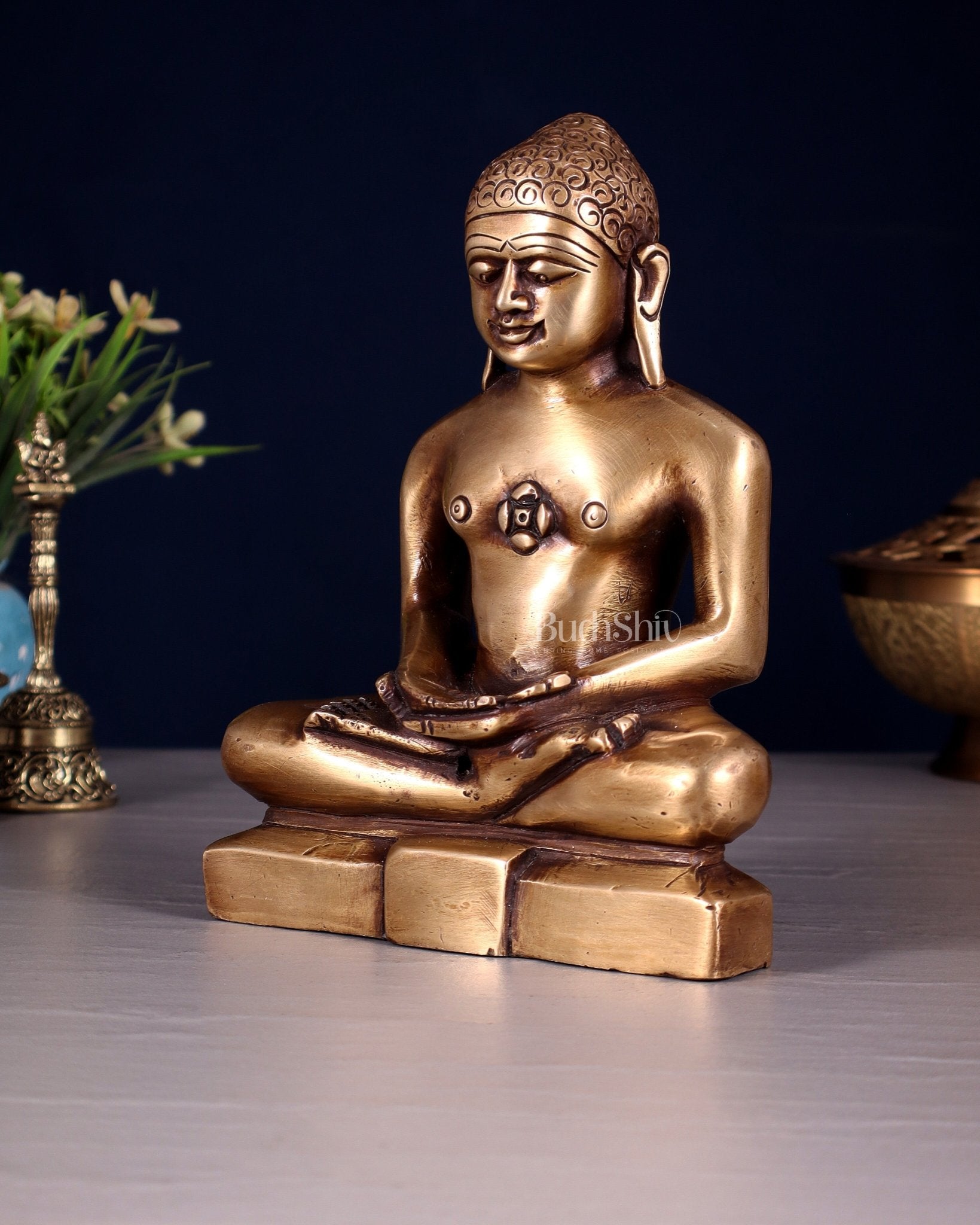 Pure Brass Solid Mahavir Swamy Jain God Idol 7" - Budhshiv.com