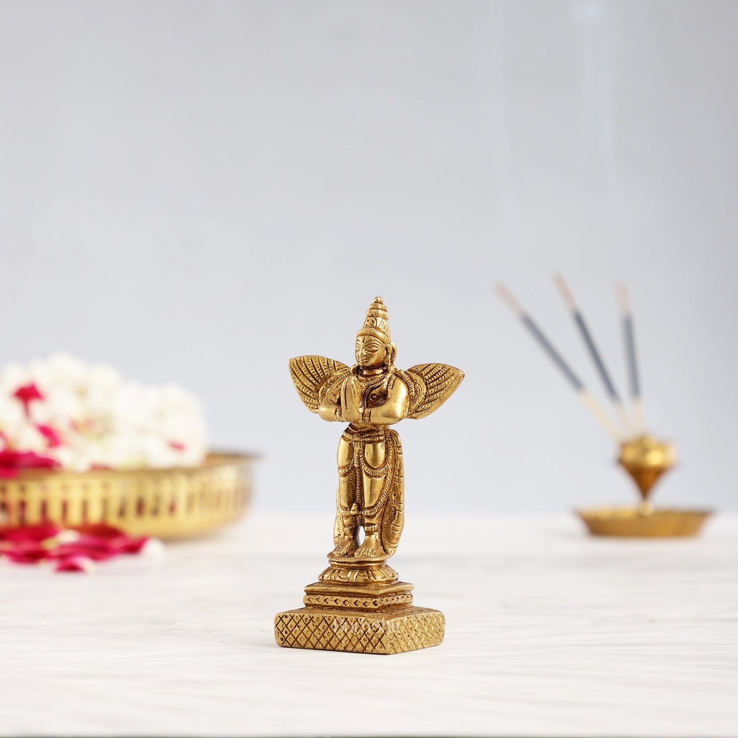 Pure brass Standing garuda idol 4" - Budhshiv.com