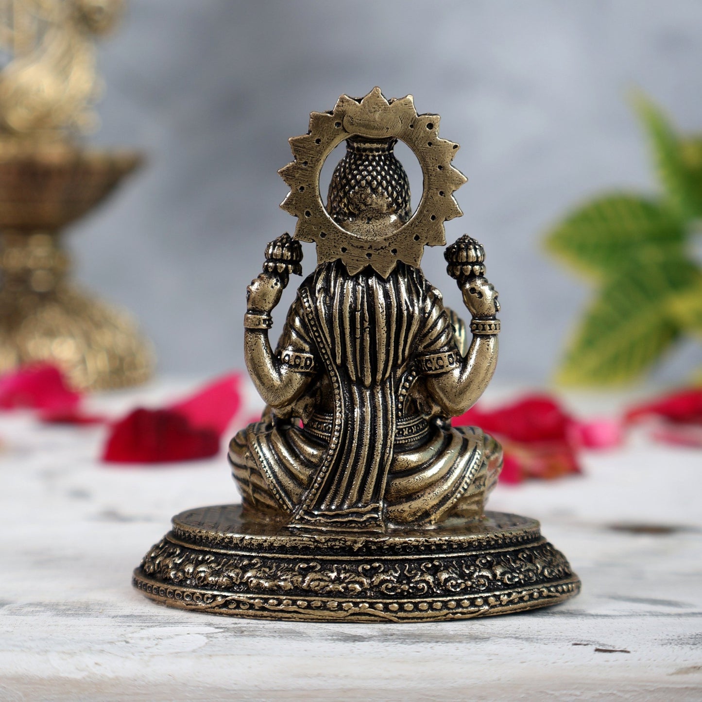 Pure Brass superfine Lakshmi Idol 3" - Budhshiv.com