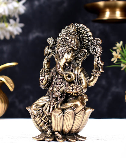 Pure Brass Superfine Lord Ganesha Idol | 6 inch - Budhshiv.com