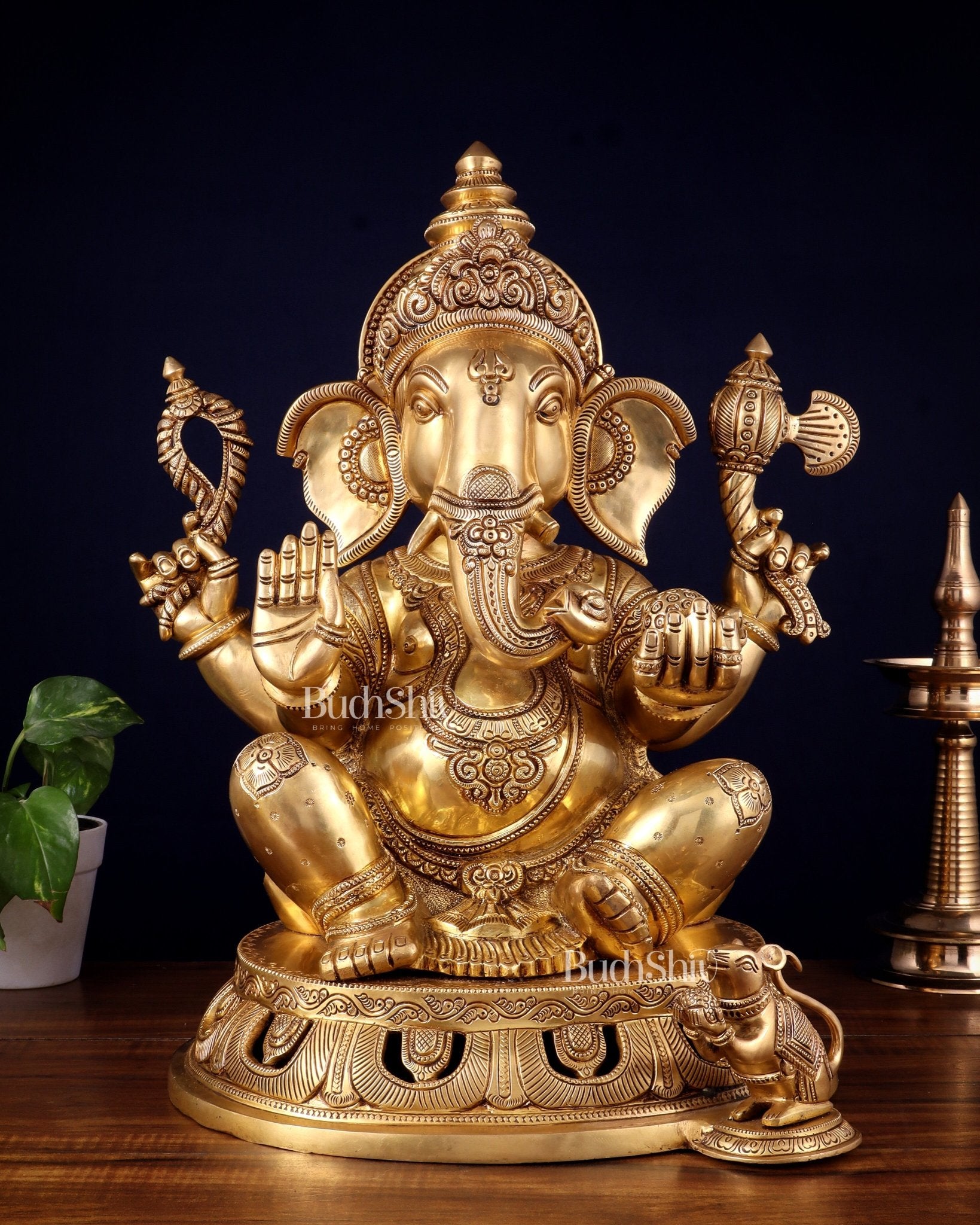 Pure Brass Superfine Lord Ganesha Statue – Large Size 18" - Budhshiv.com