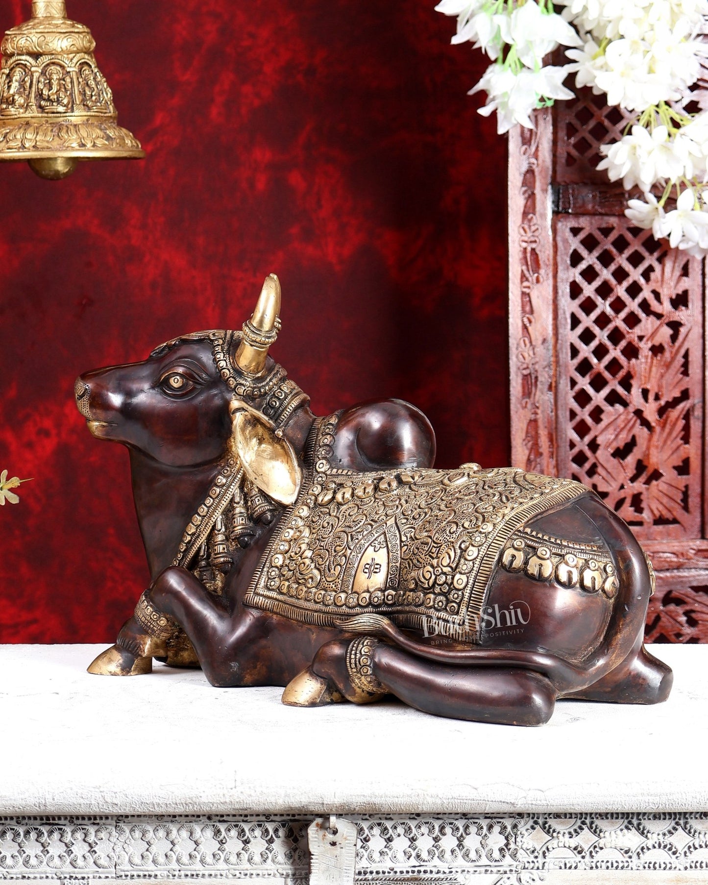 Pure Brass Superfine Nandi with Shiv Ling Carving | 14" brown gold tone - Budhshiv.com