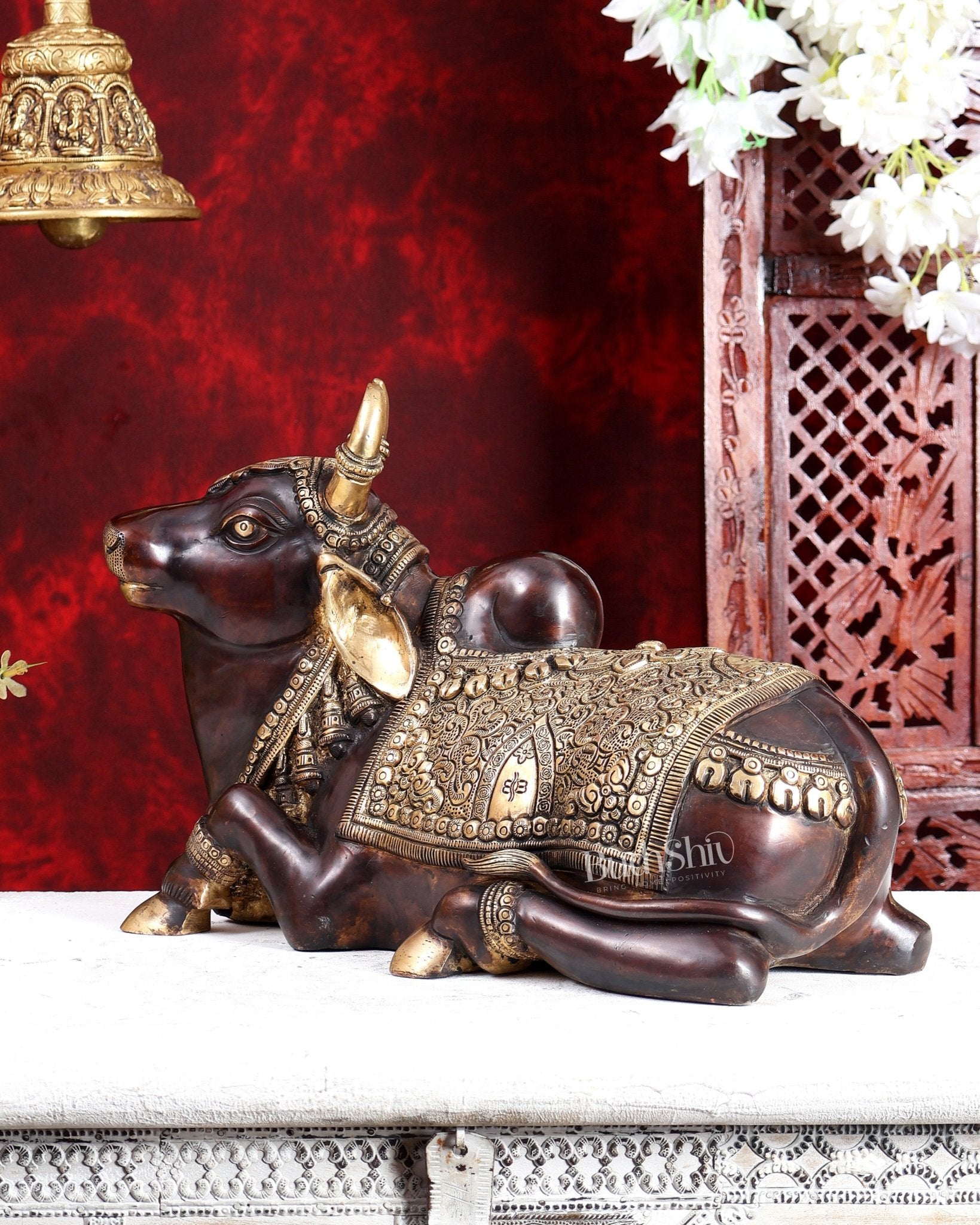 Pure Brass Superfine Nandi with Shiv Ling Carving | 14" brown gold tone - Budhshiv.com