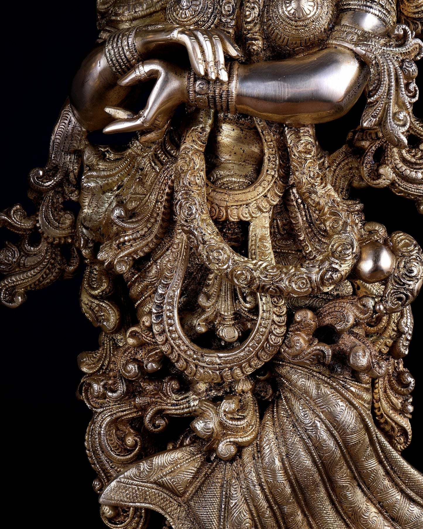 Pure Brass Superfine Radha Krishna Statue Set – 30 Inch Divine Pair | Intricately Carved Premium Brass Idols (43 kg) - Budhshiv.com