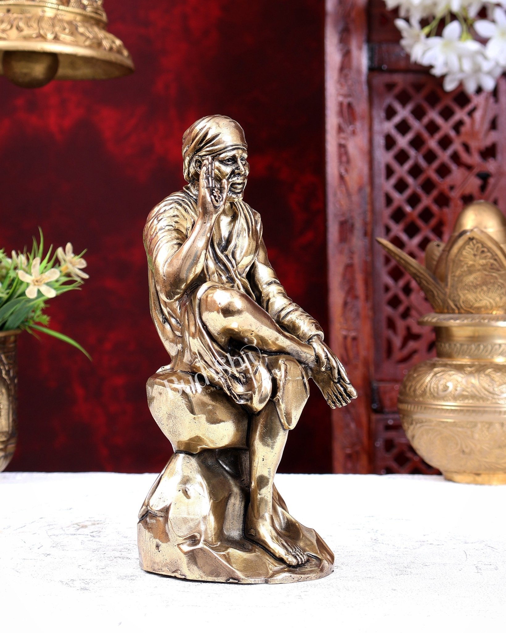 Pure Brass Superfine Sai Baba Idol – Intricately Handcrafted Devotional Statue 8.5 inch - Budhshiv.com