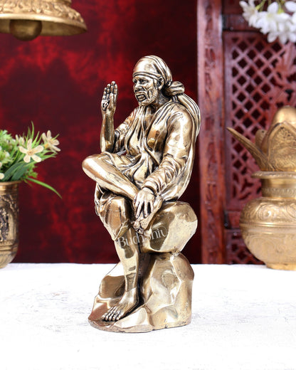Pure Brass Superfine Sai Baba Idol – Intricately Handcrafted Devotional Statue 8.5 inch - Budhshiv.com