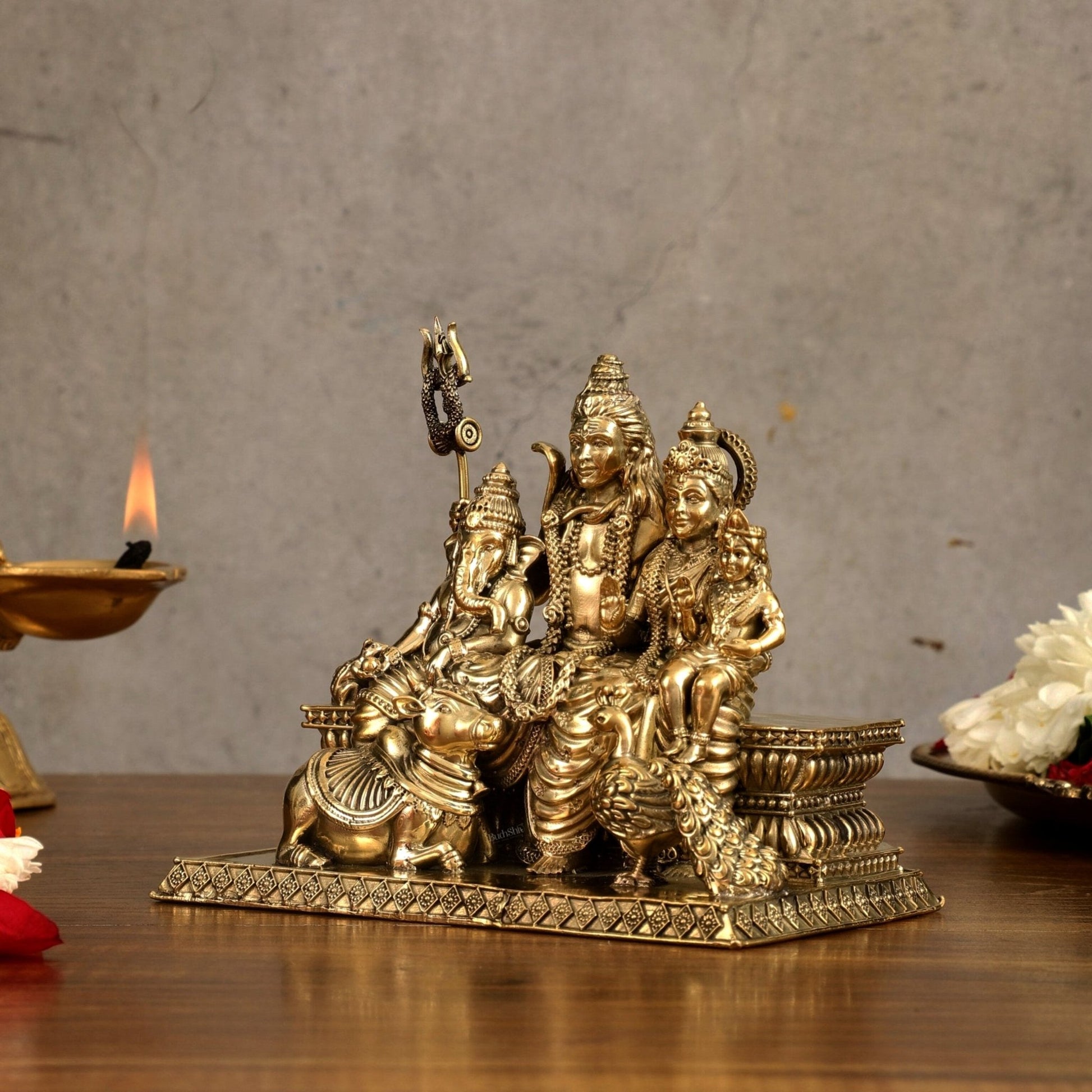 Pure Brass Superfine Shiv Parivar Idol - 6 inch - Budhshiv.com