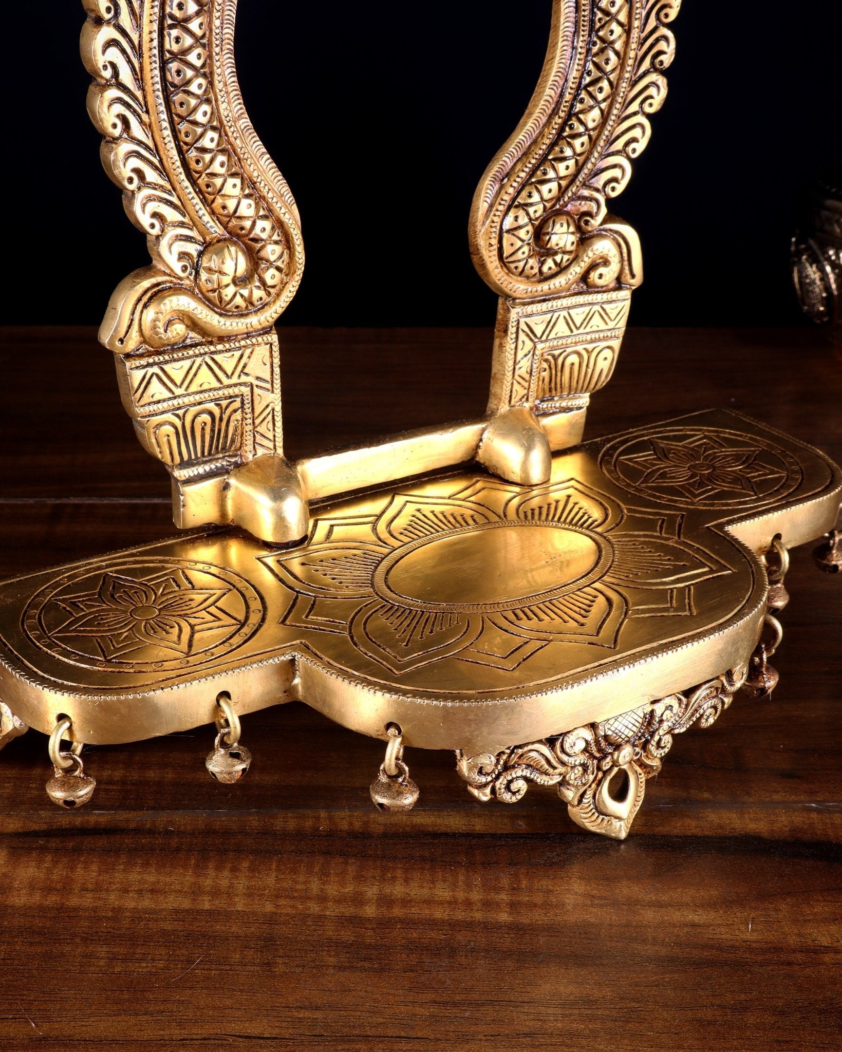 Pure Brass Superfine Singhasan Chowki with Prabhavali – 12 Inch - Budhshiv.com