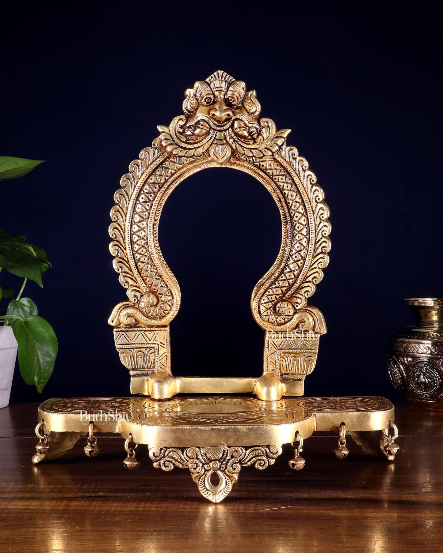 Pure Brass Superfine Singhasan Chowki with Prabhavali – 12 Inch - Budhshiv.com