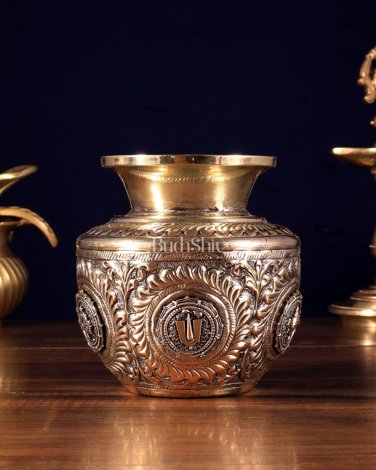 Pure Brass Superfine Vishnu Shankh Chakra Namah Kalash 4.5 inch - Budhshiv.com