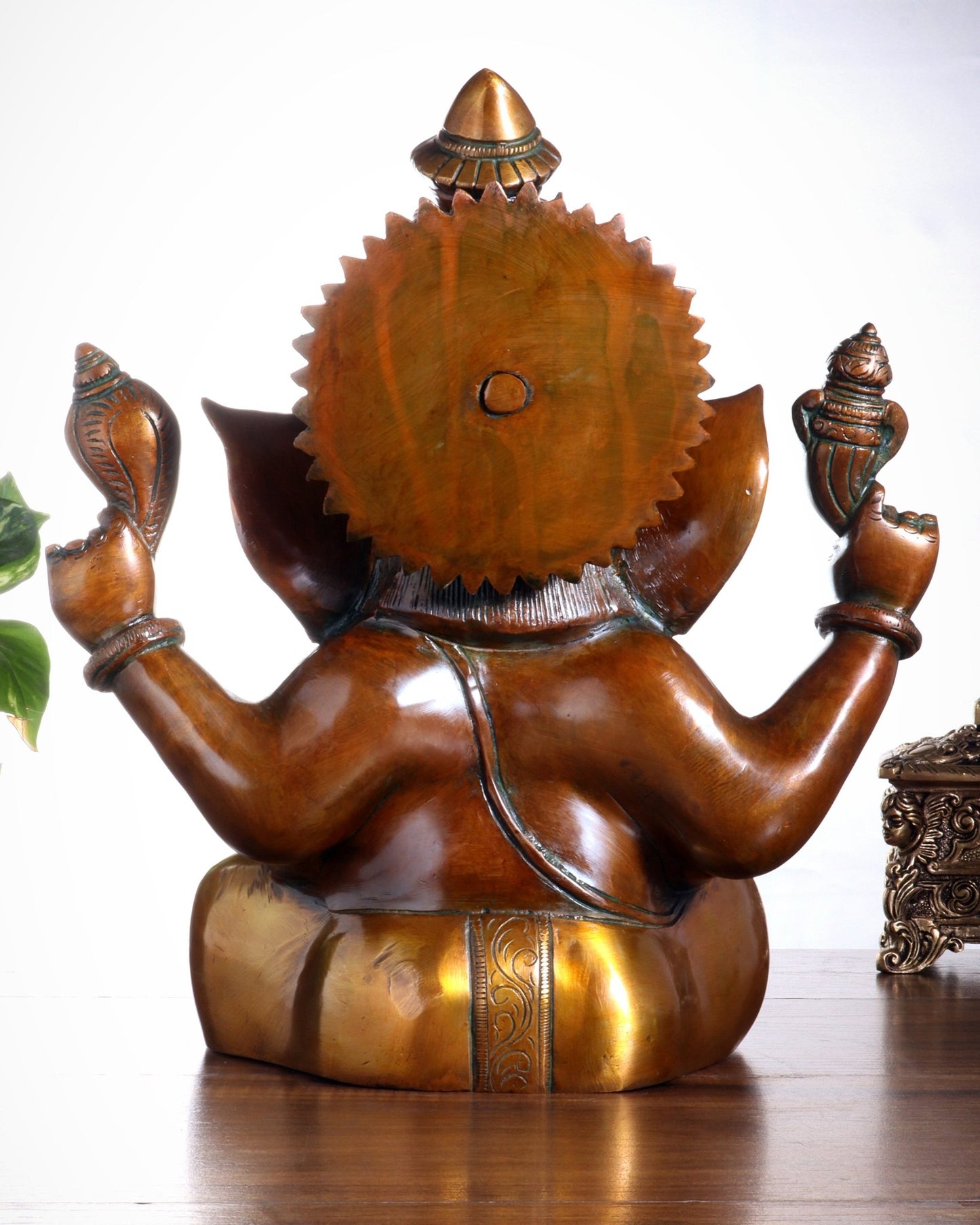 Pure Brass Taj Ganesha Statue – Sharp Features & Majestic Presence (12 Inches, 8 Kg) - Budhshiv.com