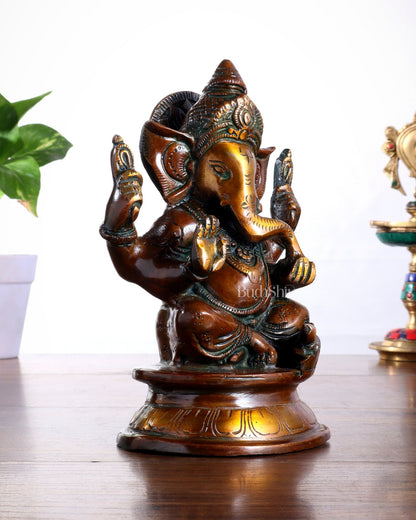 Pure Brass Taj Ganesha Statue with Round Base – Vintage Finish 7" - Budhshiv.com