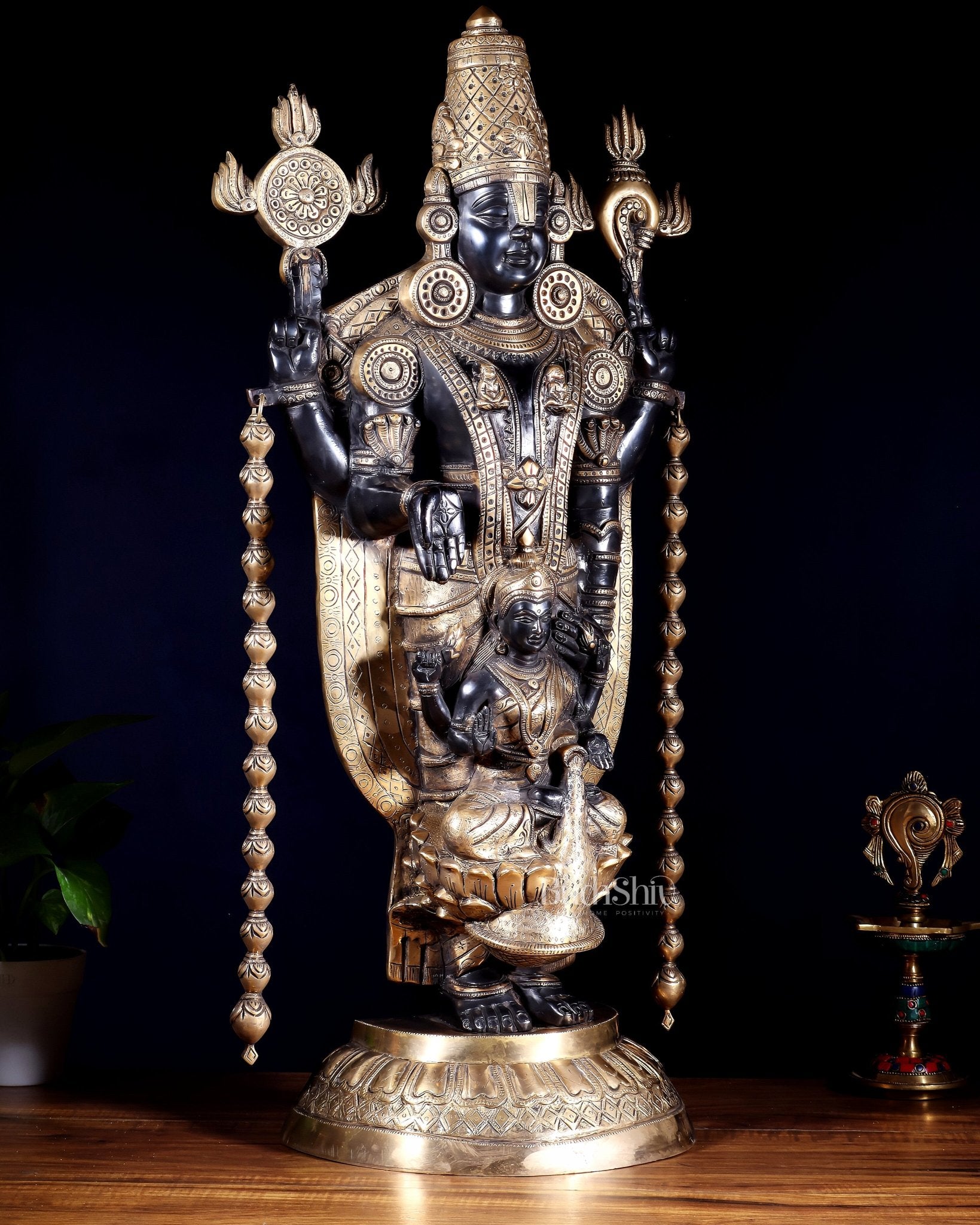 Pure Brass Tirupati Balaji with Engraved Goddess Lakshmi – 28” - Budhshiv.com