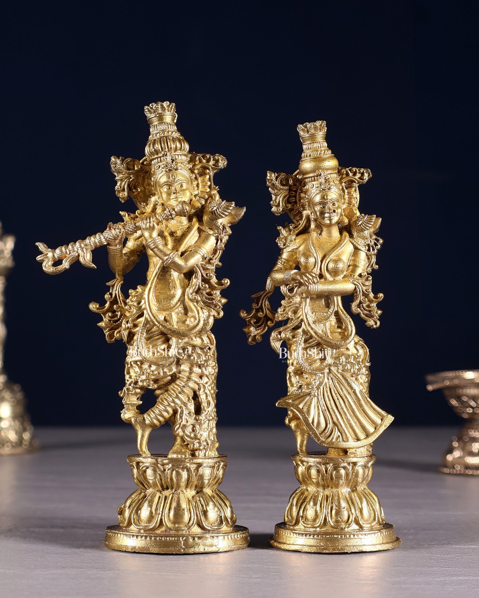 Pure Bronze Radha Krishna Idol | 5" (12.7 cm) Panchaloha Statue - Budhshiv.com