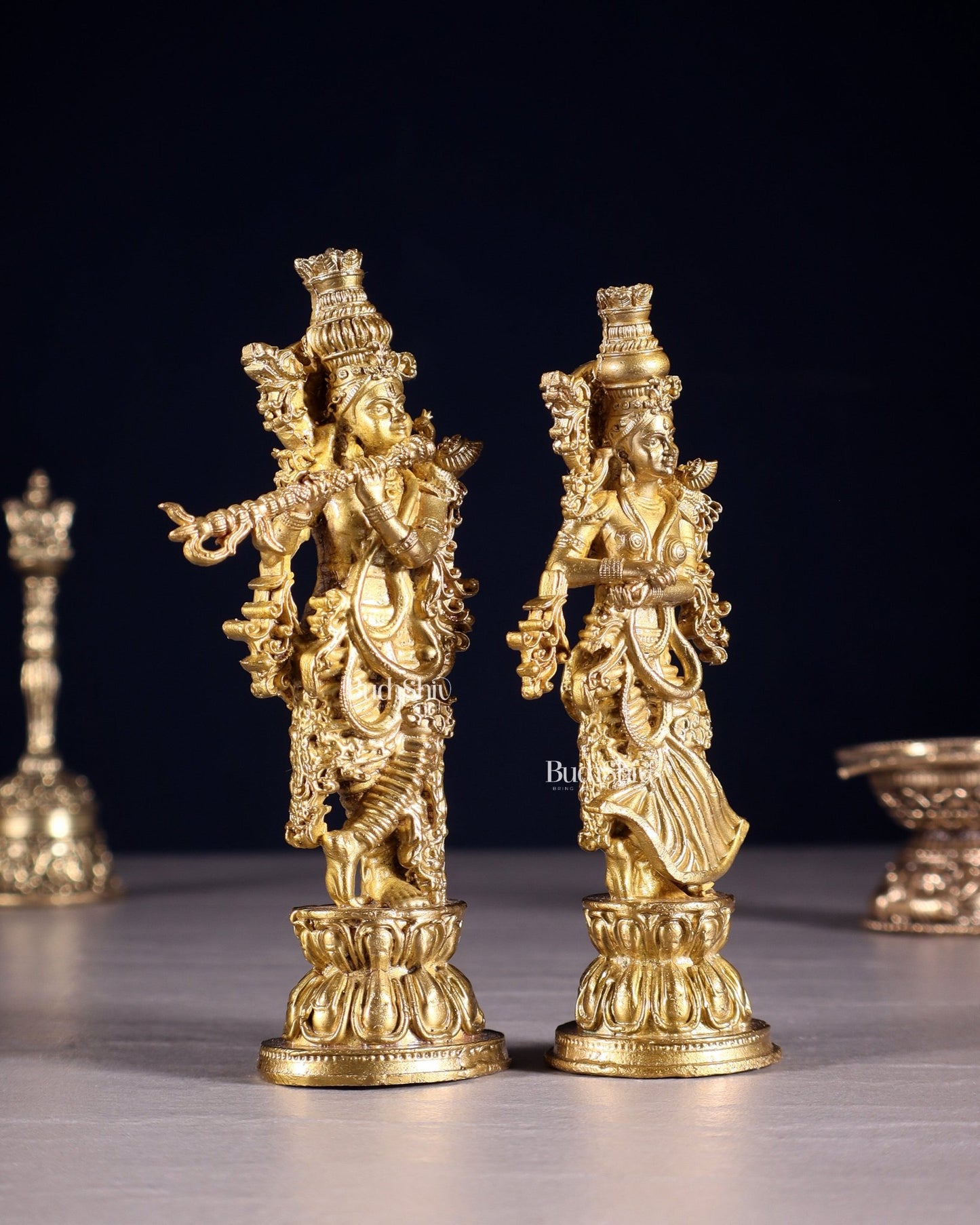 Pure Bronze Radha Krishna Idol | 5" (12.7 cm) Panchaloha Statue - Budhshiv.com