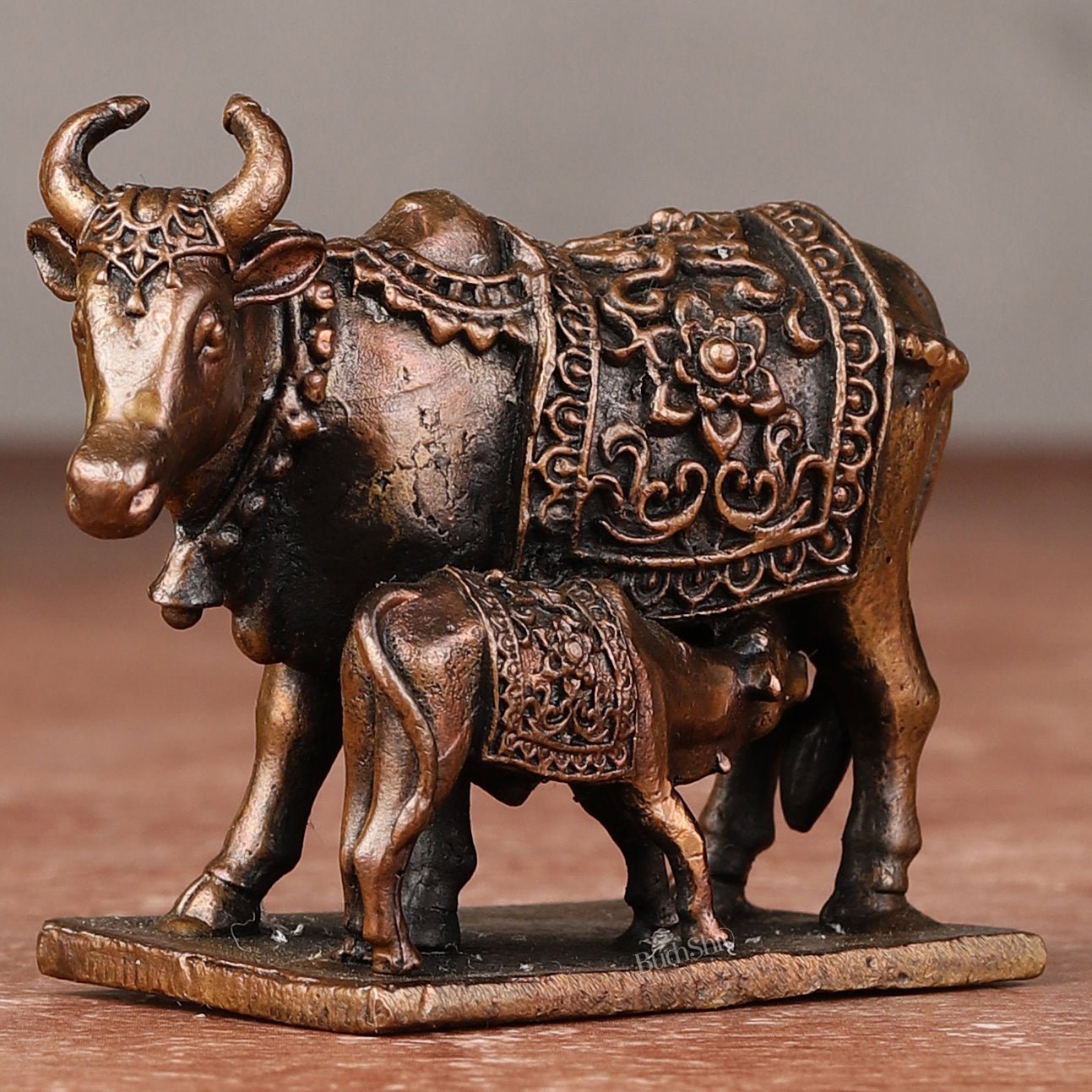 Pure Copper kamdhenu cow Gomatha Vigaraha - with Calf Idol, 2" - Budhshiv.com
