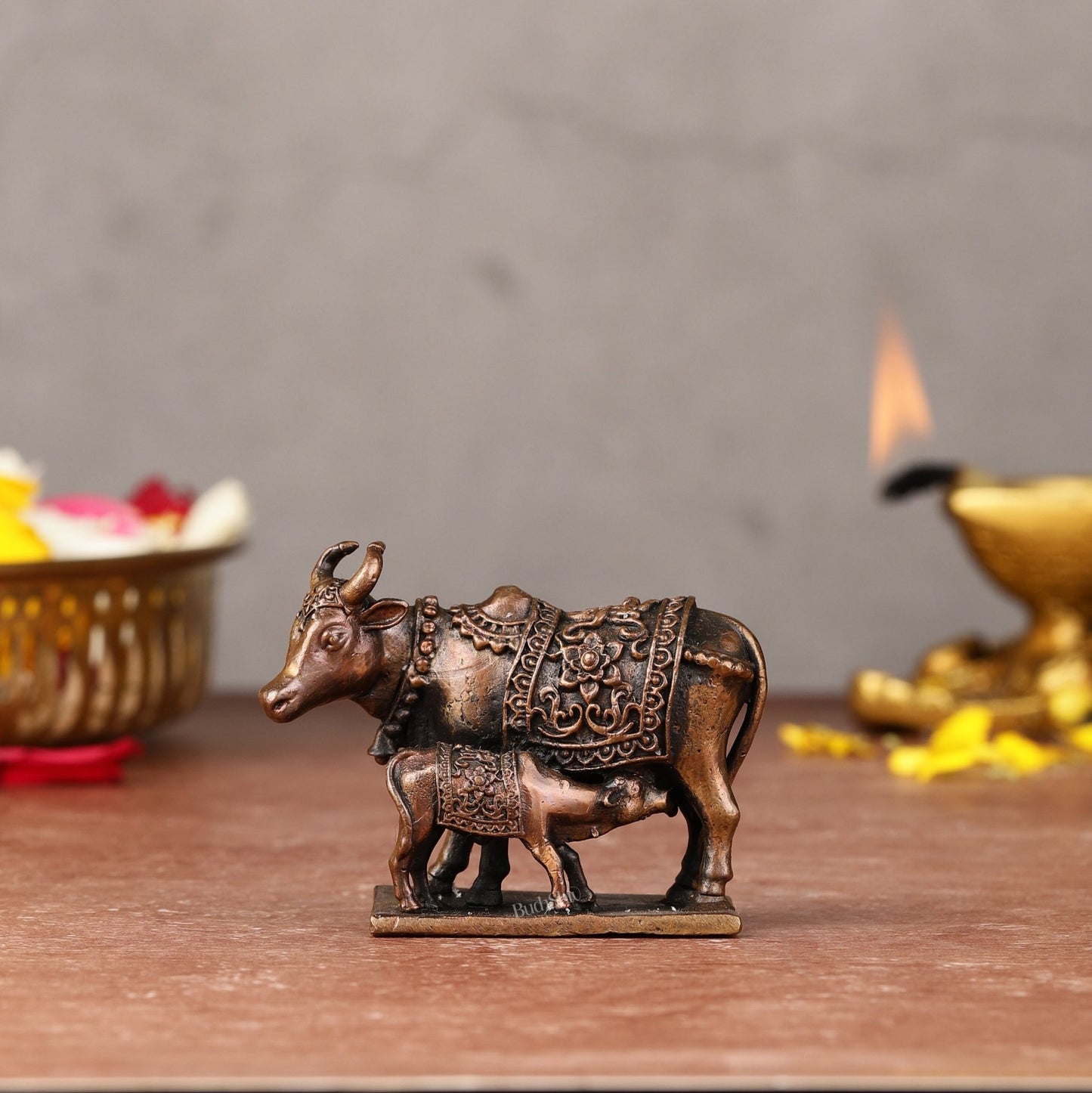 Pure Copper kamdhenu cow Gomatha Vigaraha - with Calf Idol, 2" - Budhshiv.com