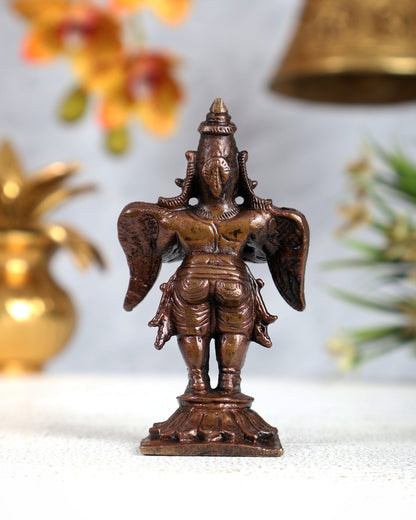 Pure Copper Standing Garuda Idol – Divine Vishnu Vahana Sculpture (3 Inches) - Budhshiv.com