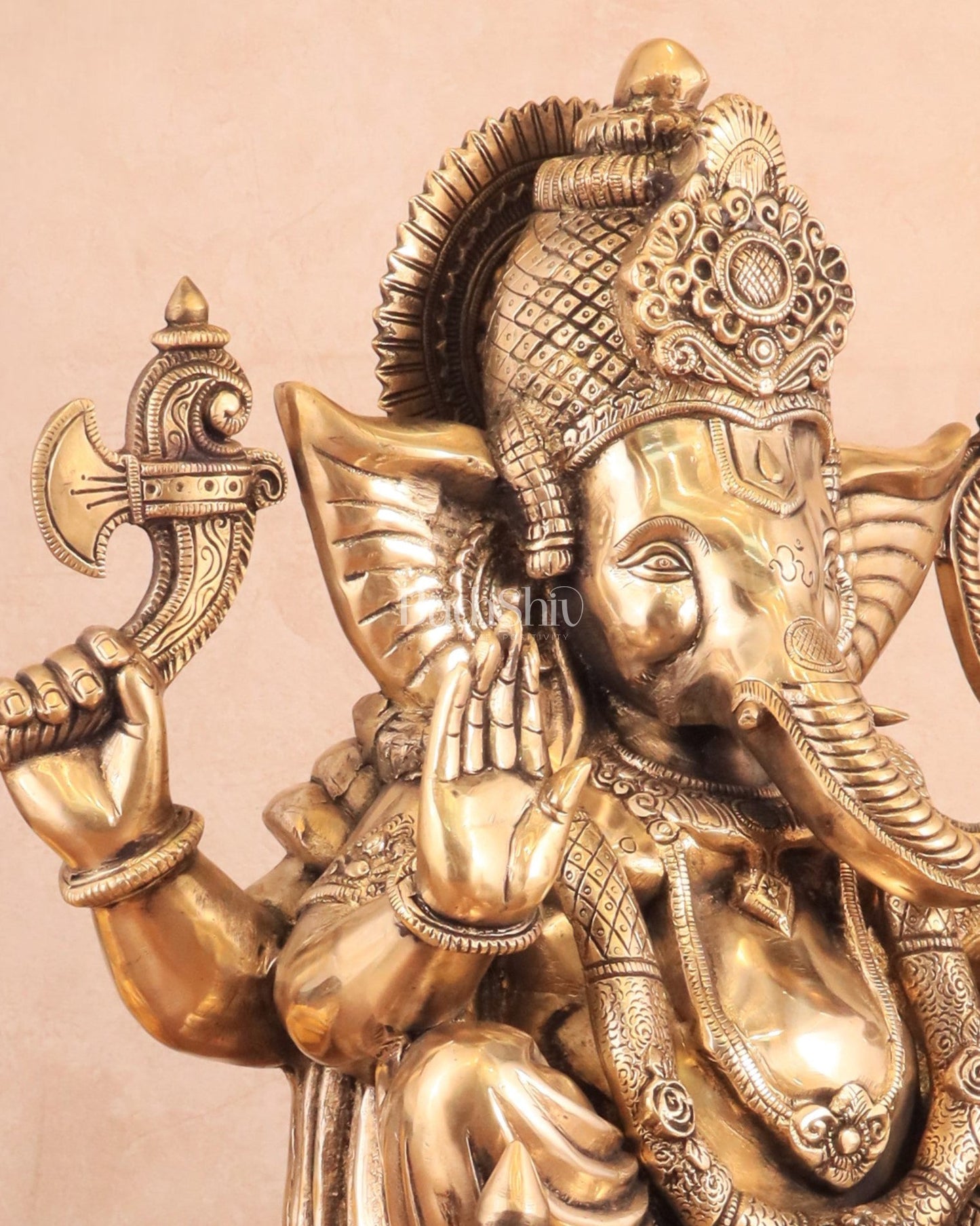 Rare Vinayaka Statue: Pure Brass with glossy Tone | 19 - Budhshiv.com