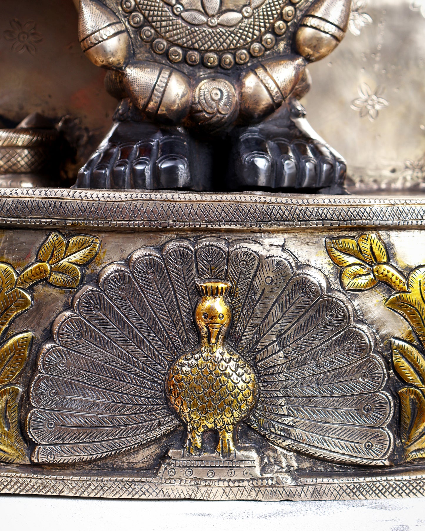 Brass Large Shrinath Ji Statue – Permanent Black & Golden Finish with Pichwai Style Base 36 inch