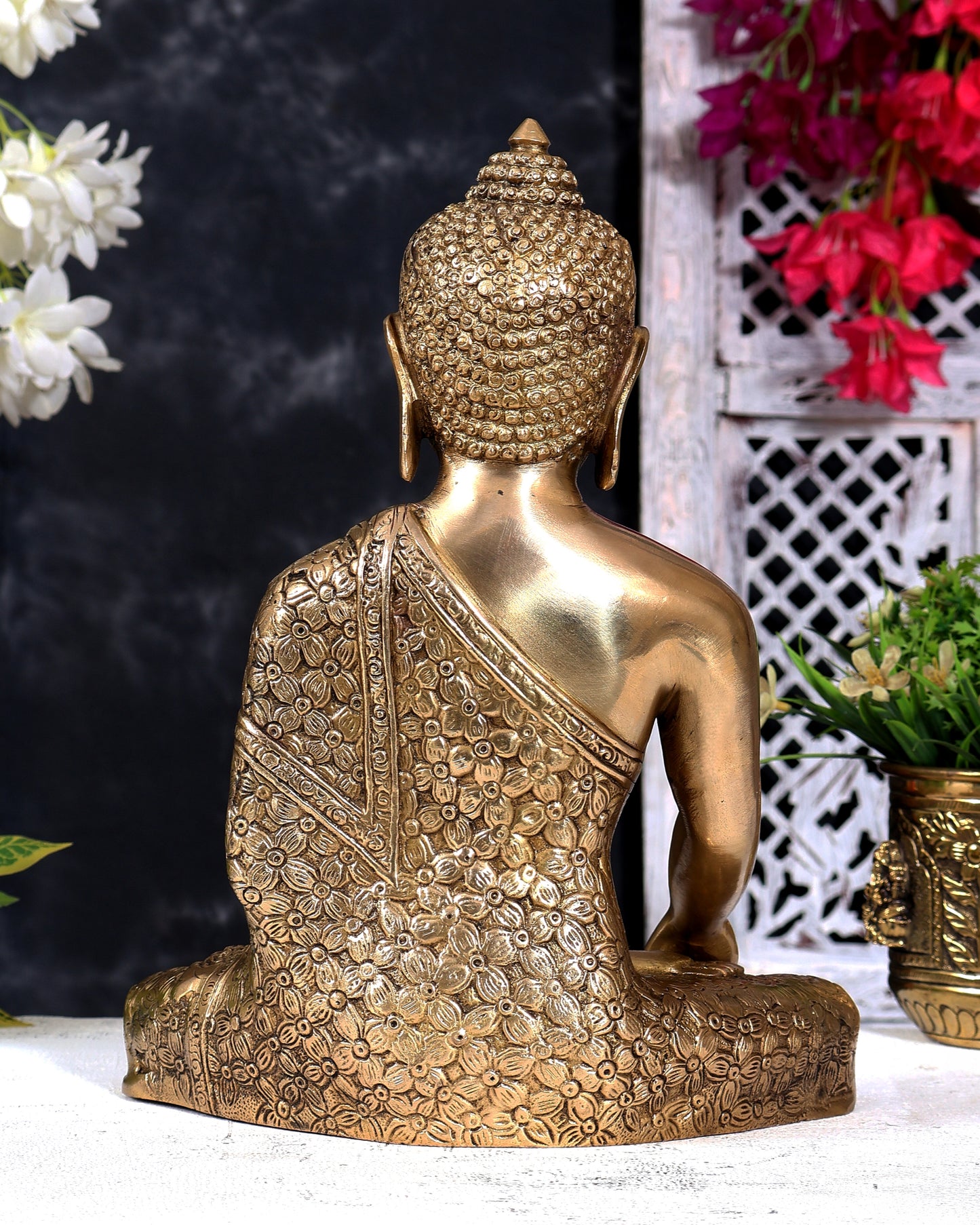 Brass Buddha Statue in Bhoomisparsha Mudra — Tibetan-Inspired 11 inch