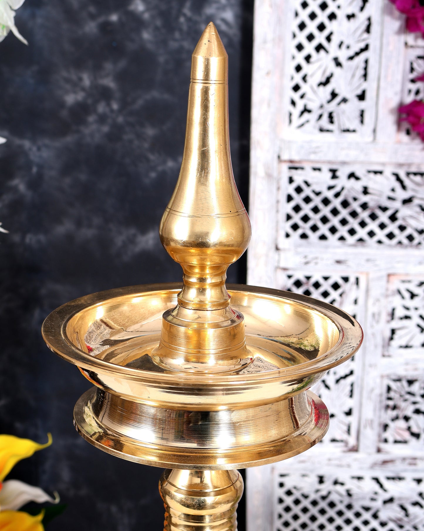 Brass Kerala Lamp Nilavilakku — Traditional Diya 24 inch