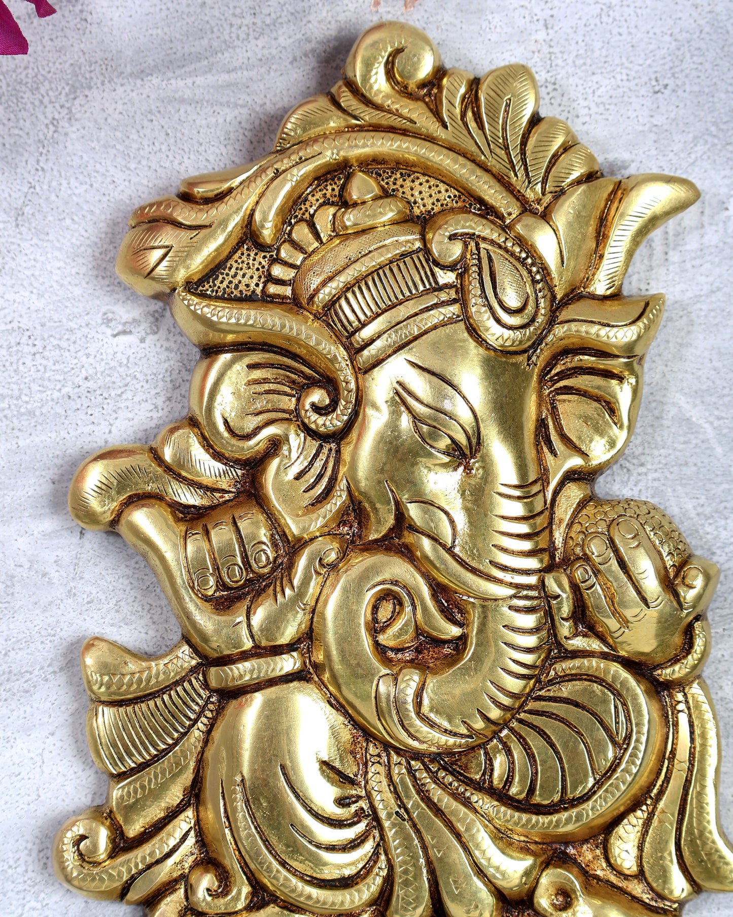 Brass Ganesha Sitting on Mouse Wall Hanging – Auspicious Handcrafted Lord Ganapati Wall Décor 10 inch