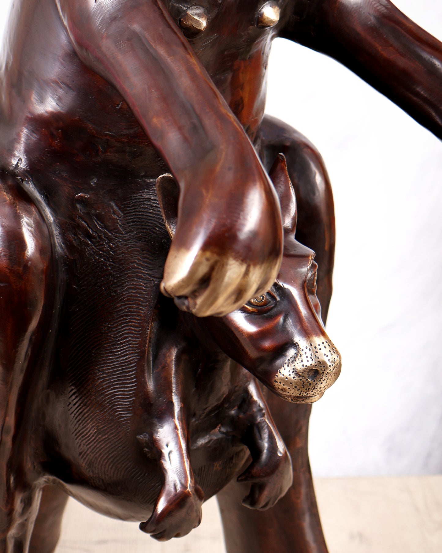 Brass Large Kangaroo with Baby Joey Sculpture – Handcrafted Wildlife Masterpiece (34 Inches)