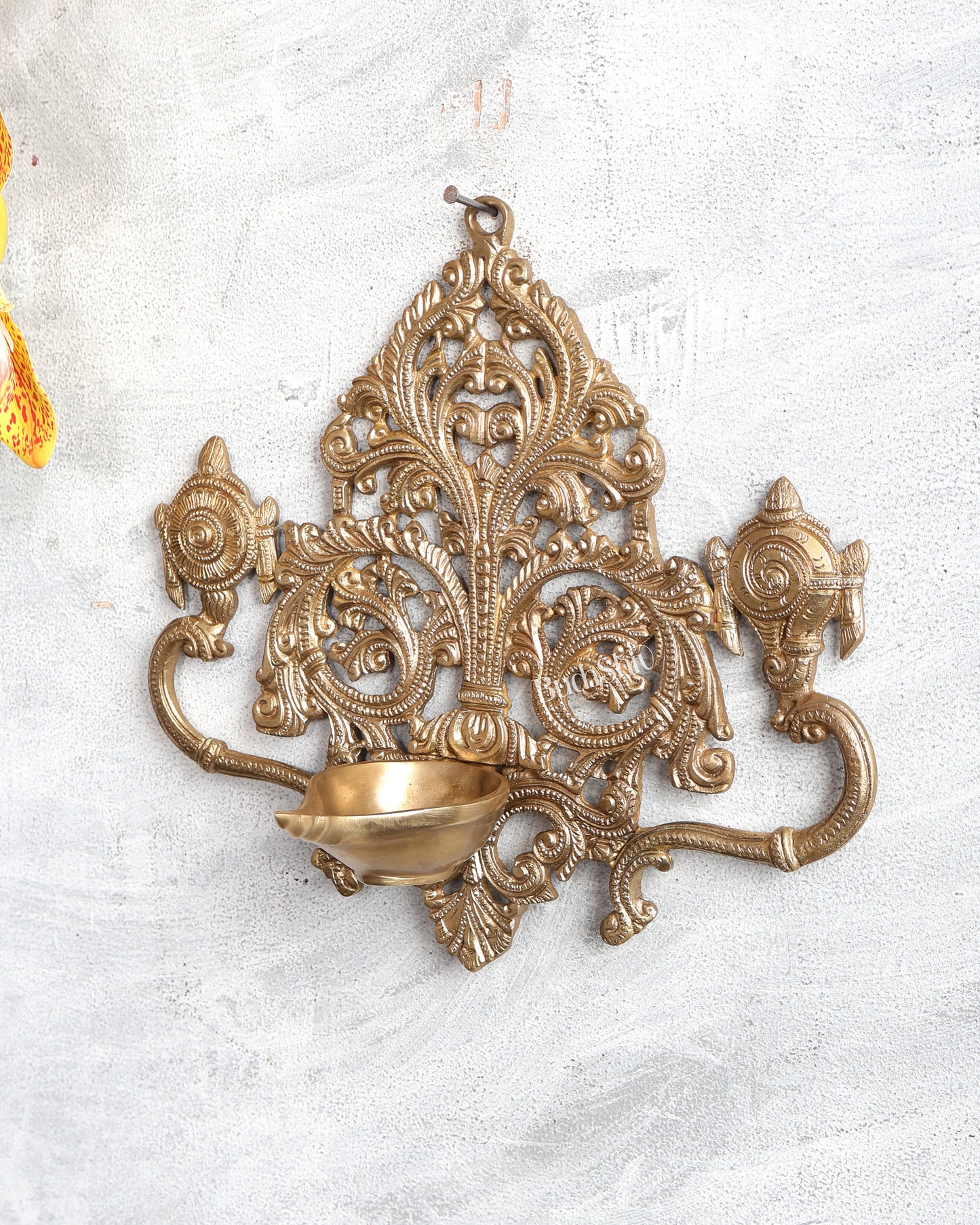 Bronze Shankh Chakra Wall Hanging Oil Lamp Diya – Traditional Divine Deepam 9 inch