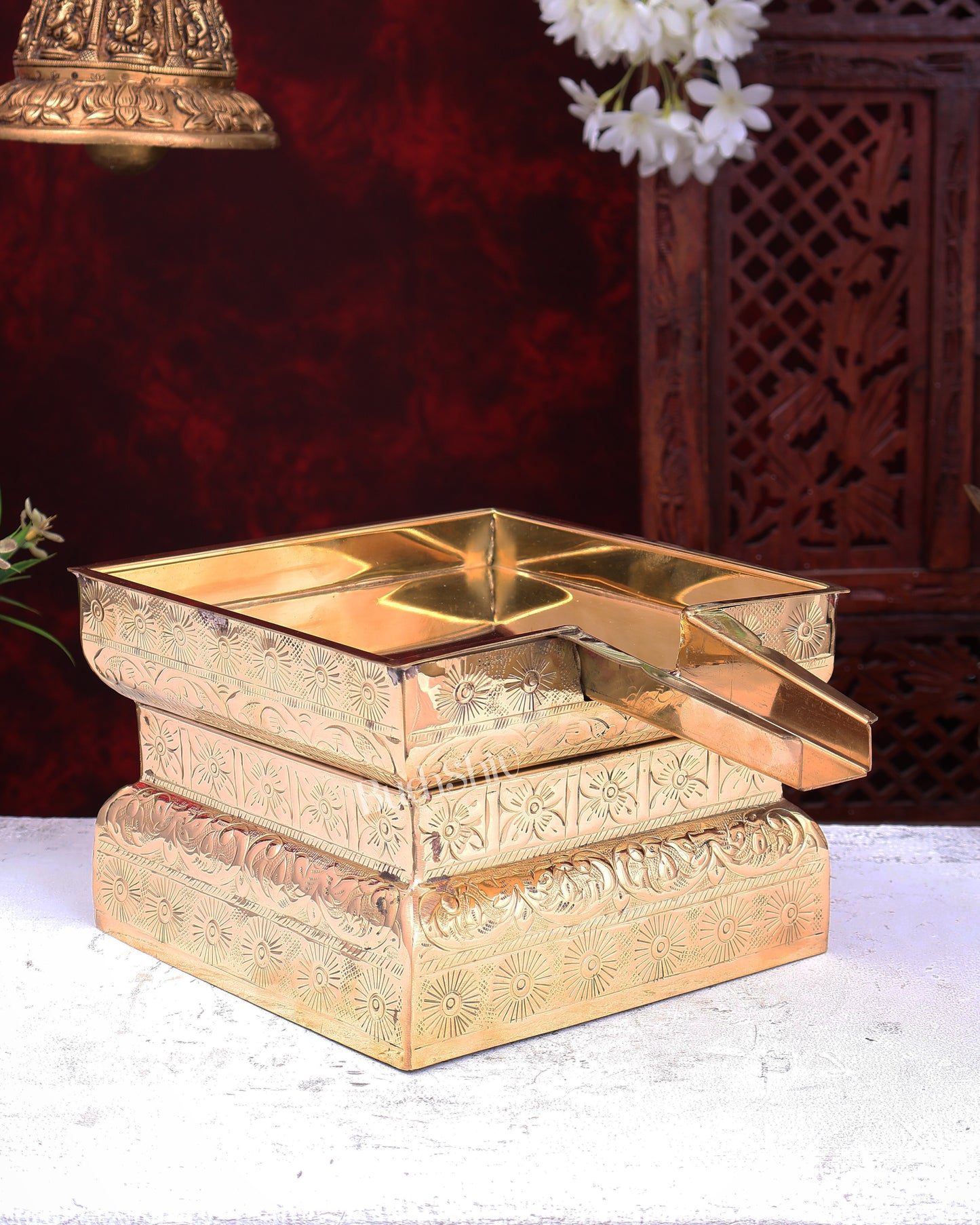 Large Premium Brass Abhishekam Patra with 14-Inch Idol Platform – Traditional Pooja Essential