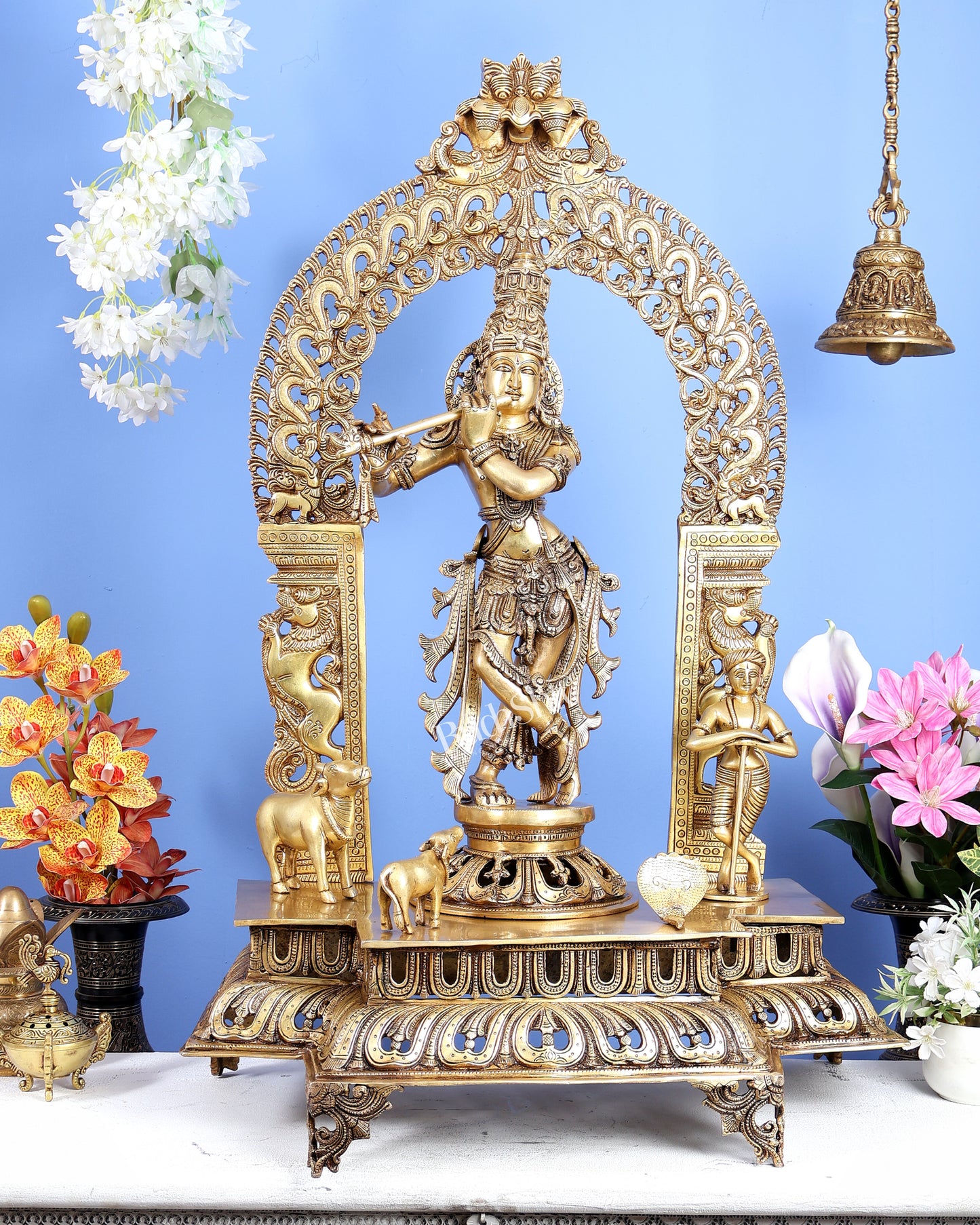 Premium Brass Lord Krishna with Cow, Calf, Sheshanaag, Sudama & Kirtimukha Prabhavali – Grand Venugopala Sculpture (36.5 Inches)