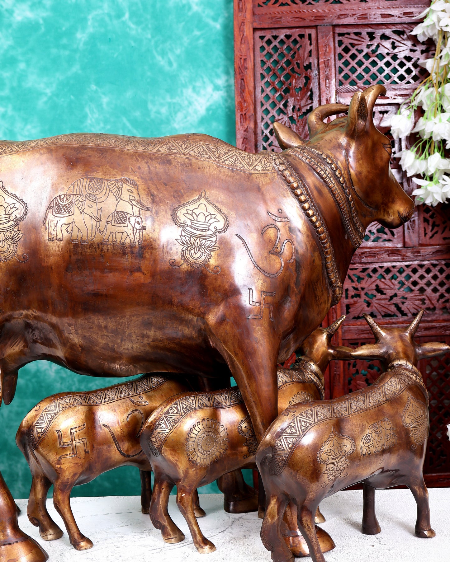 Pure Brass Large cow Statue with calves with carvings 29 inch Antique tone with carvings