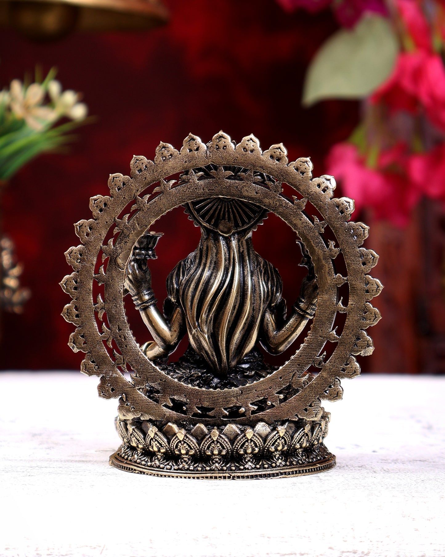 Brass Superfine Goddess Lakshmi Idol for Home Temple & Pooja 4 inch