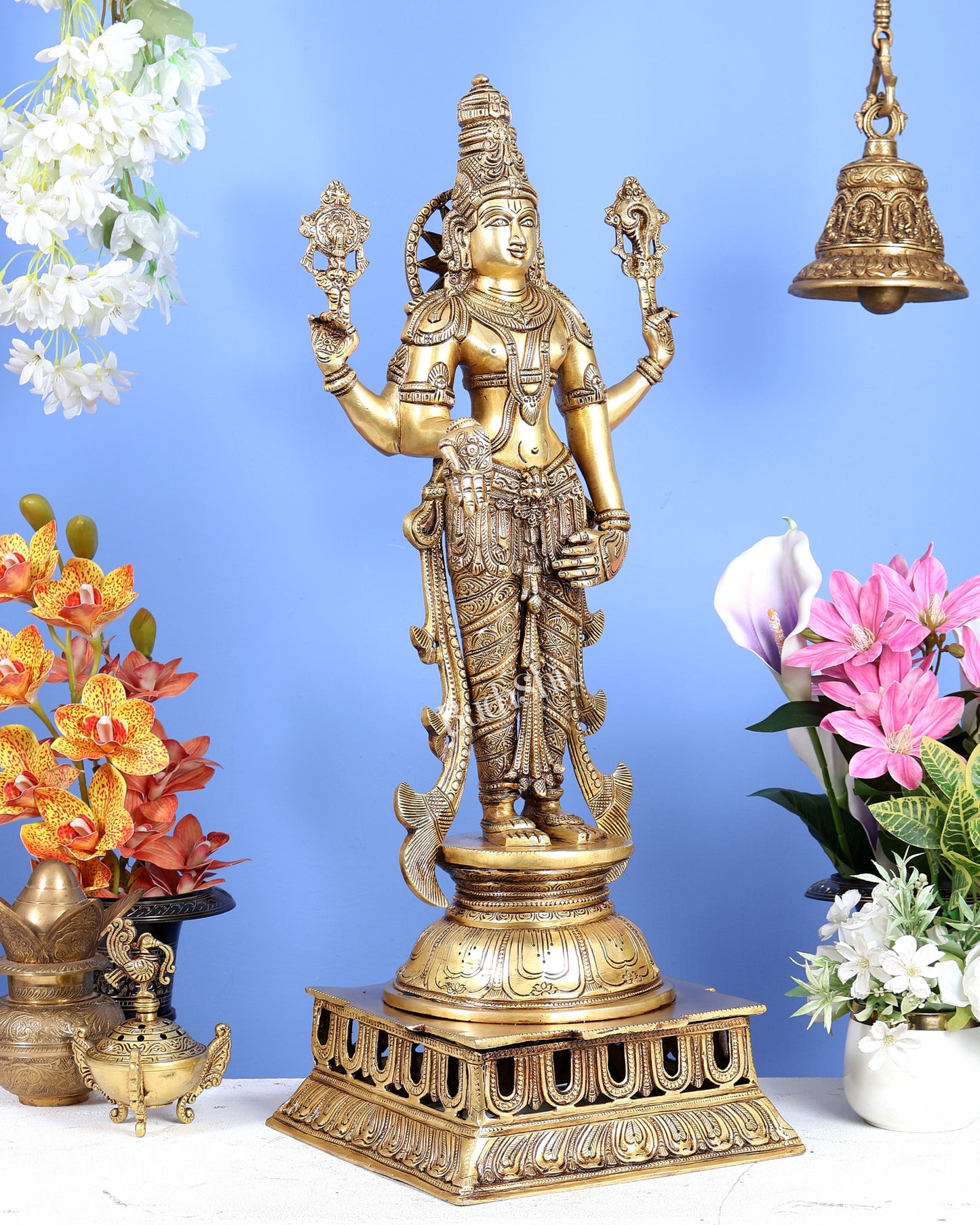 Brass Tirupati Balaji Statue – Finely Handcrafted Lord Venkateswara Sculpture (30 Inches)