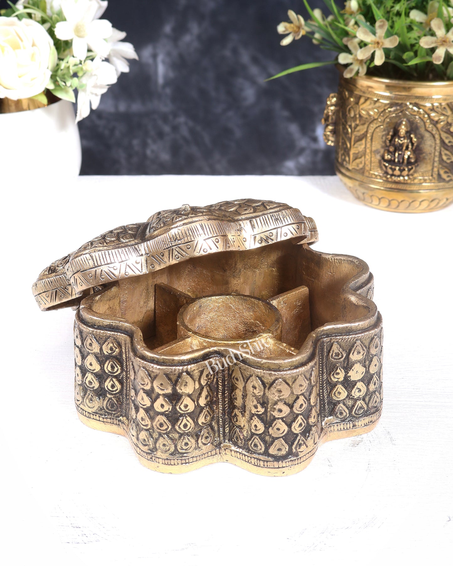 Beautiful Brass Multipurpose Masala, Jewellery, Treasure Box 8.5 inch