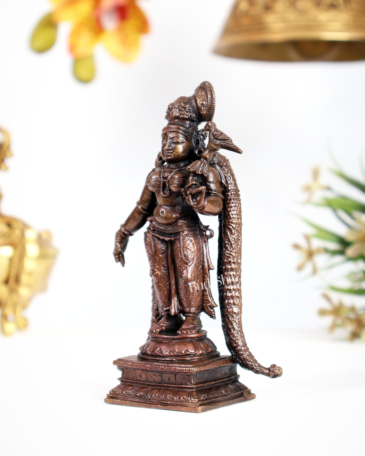 Pure Copper Goddess Meenakshi Idol – Divine South Indian Temple Sculpture