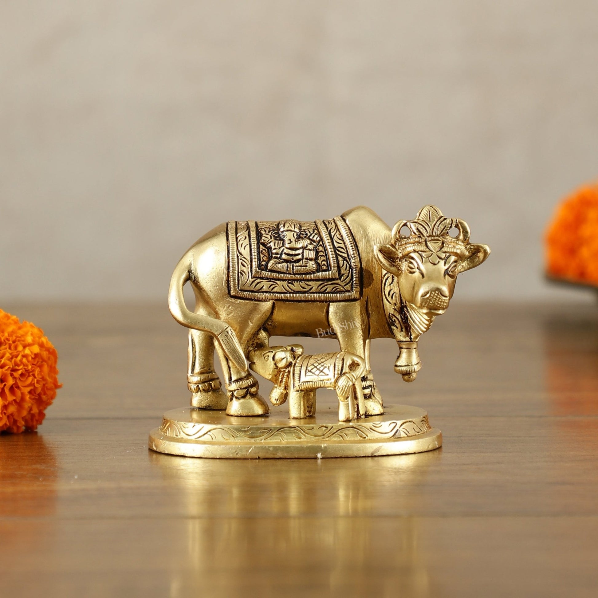 Small Brass kamdhenu Cow and Calf Idol 3" - Budhshiv.com