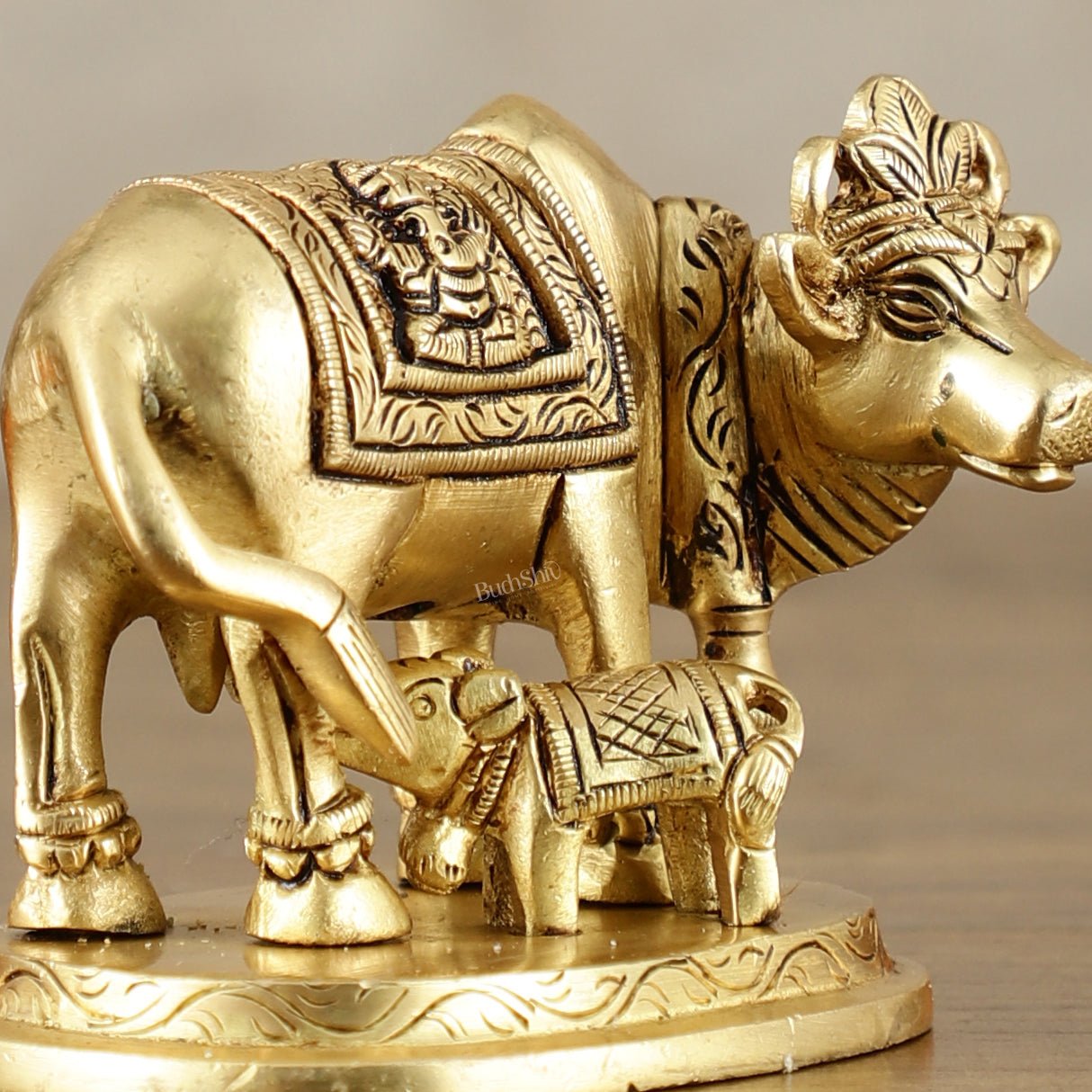 Small Brass kamdhenu Cow and Calf Idol 3" - Budhshiv.com